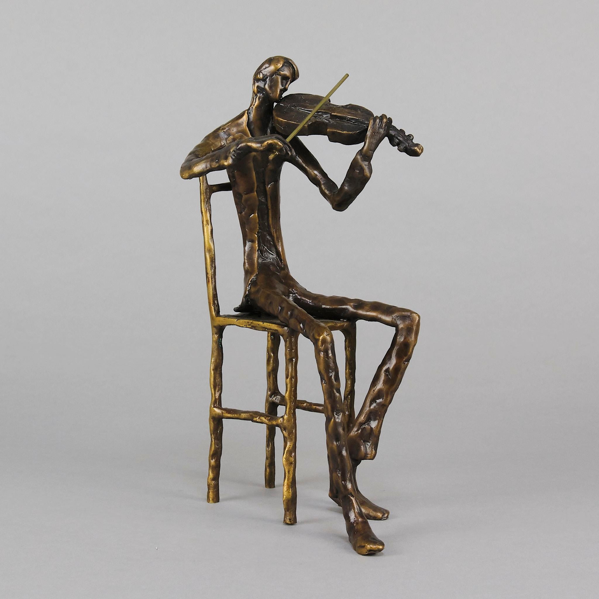 Mid-Century Modern Sculpture abstraite du 20e siècle « Violoniste assis » de Bernard Kim en vente
