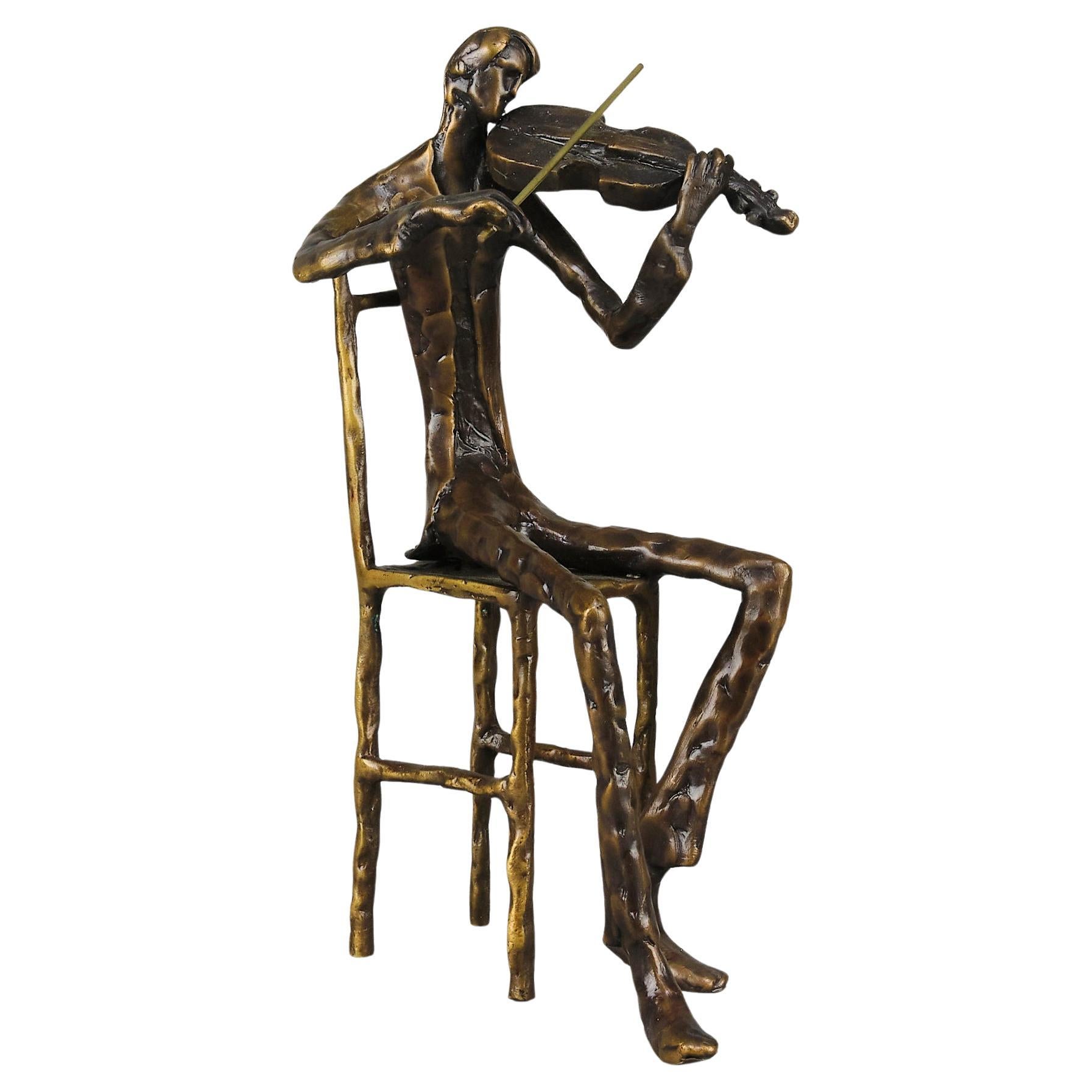 Sculpture abstraite du 20e siècle « Violoniste assis » de Bernard Kim
