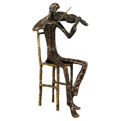 Escultura abstracta de bronce del siglo XX "Violinista sentado" de Bernard Kim