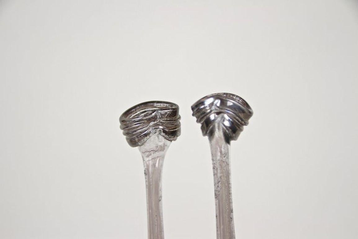 Vase abstrait à deux cols en verre du 20e siècle, signé, Allemagne, vers 1980 en vente 3
