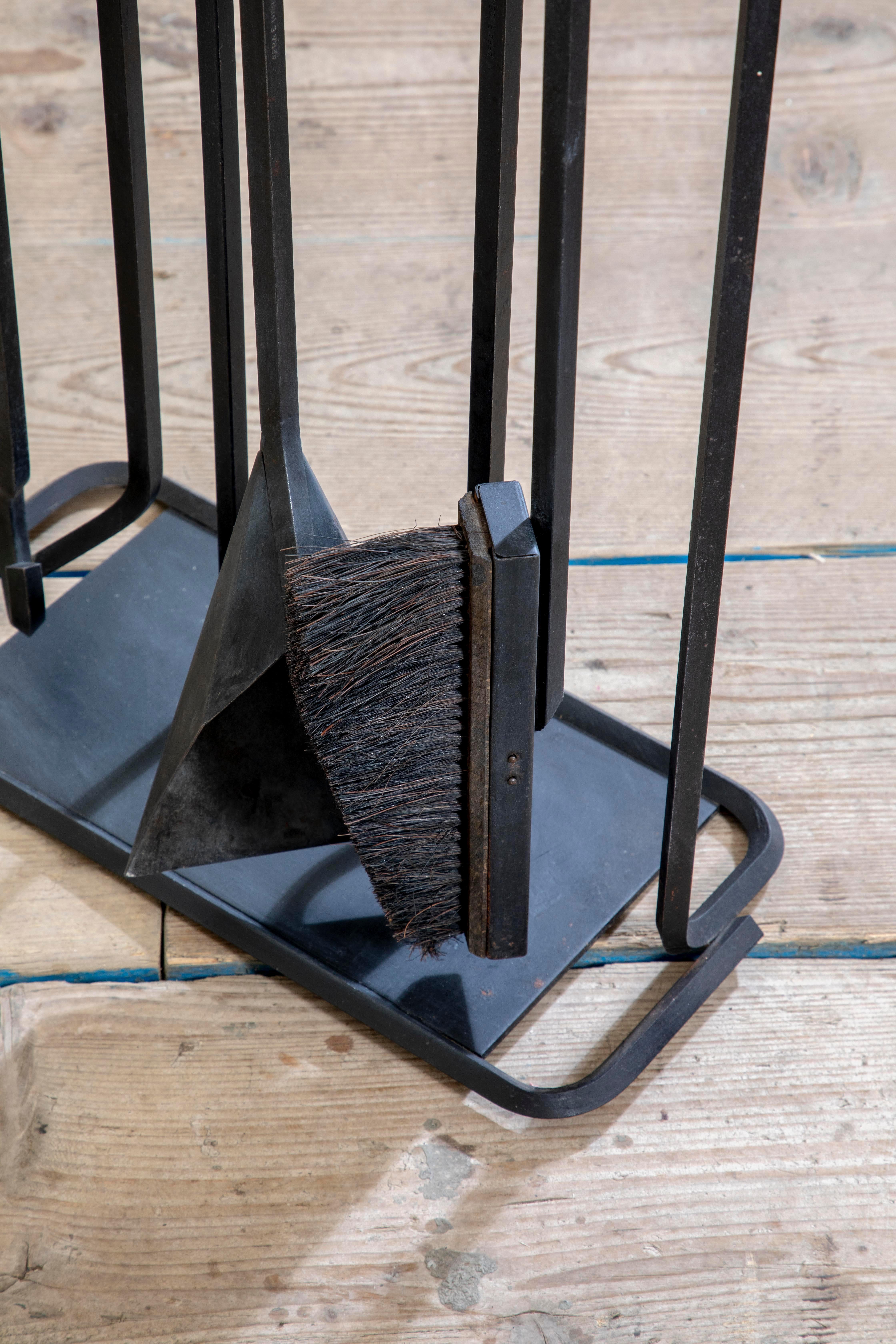 20th Century, Afra & Tobia Scarpa Set of fireplace Accessories in vendita 3