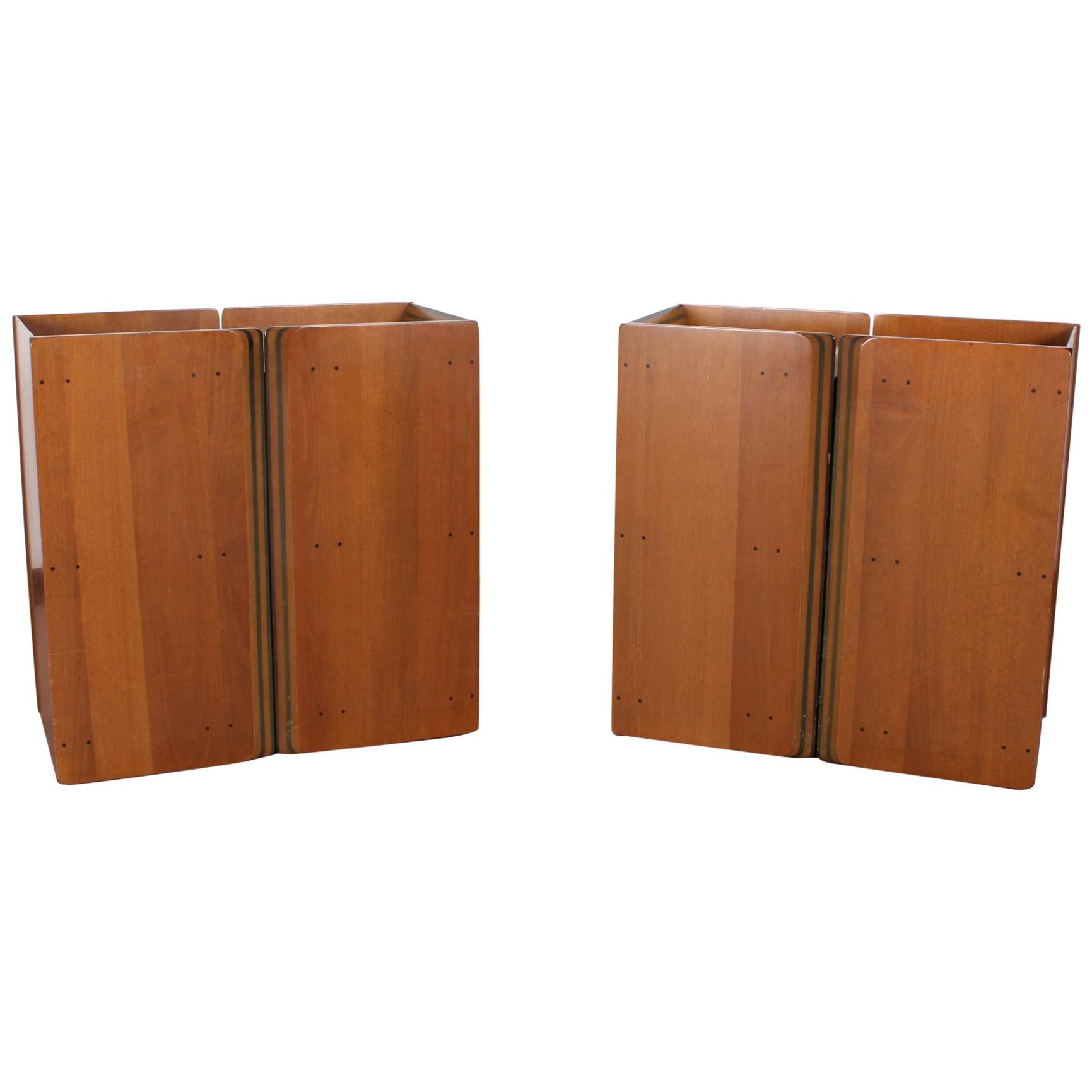 20th Century Afra&Tobia Scarpa Model Artona walnut nightstand Italy 70s set of 2