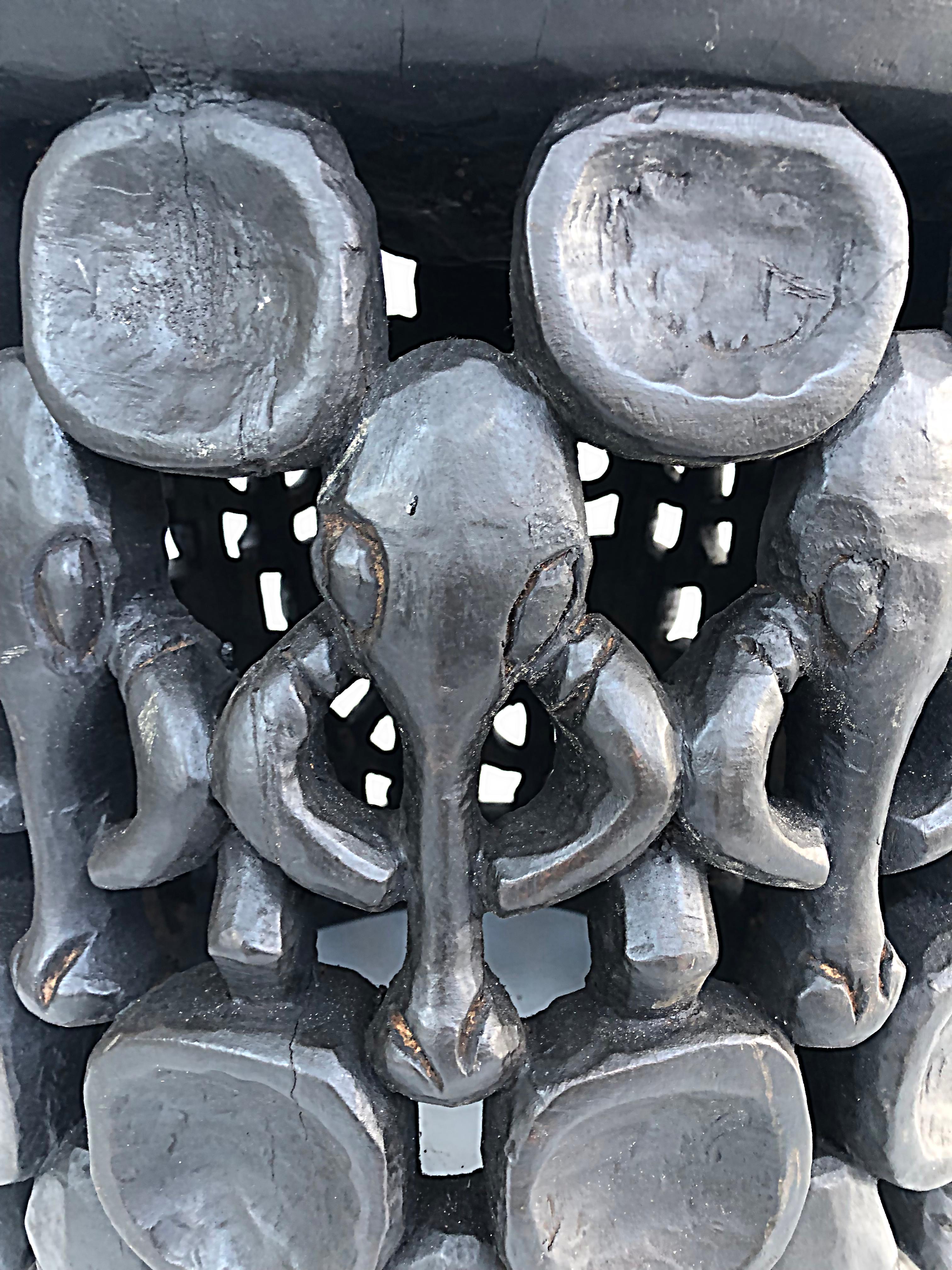 Modern African Bamileke Table/Stool with Elephants In Good Condition In Miami, FL