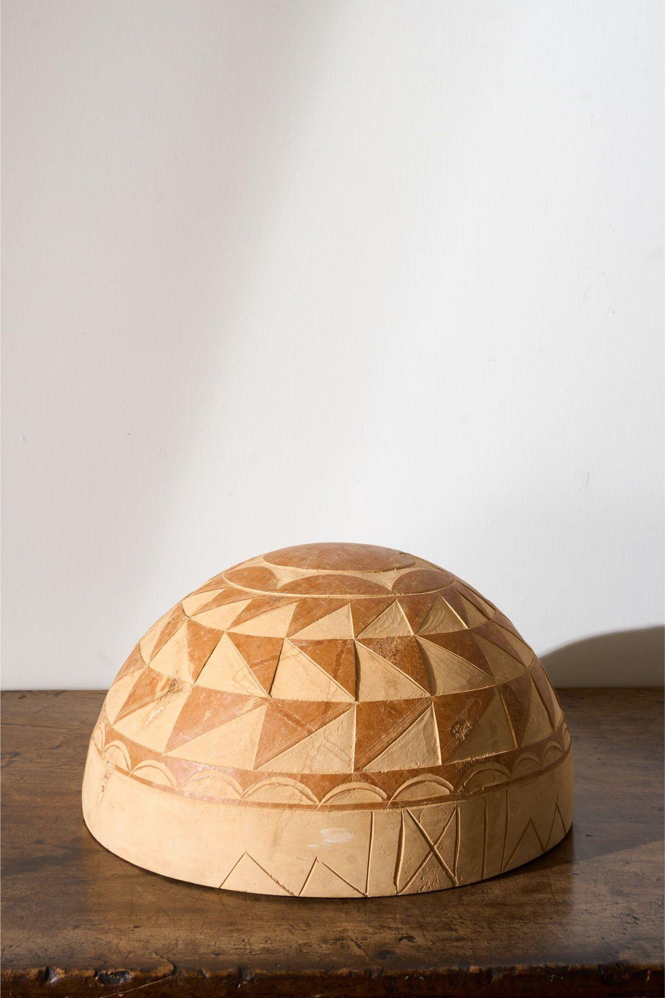 20e siècle Bol en calebasse sculpté africain - No 2 en vente 3