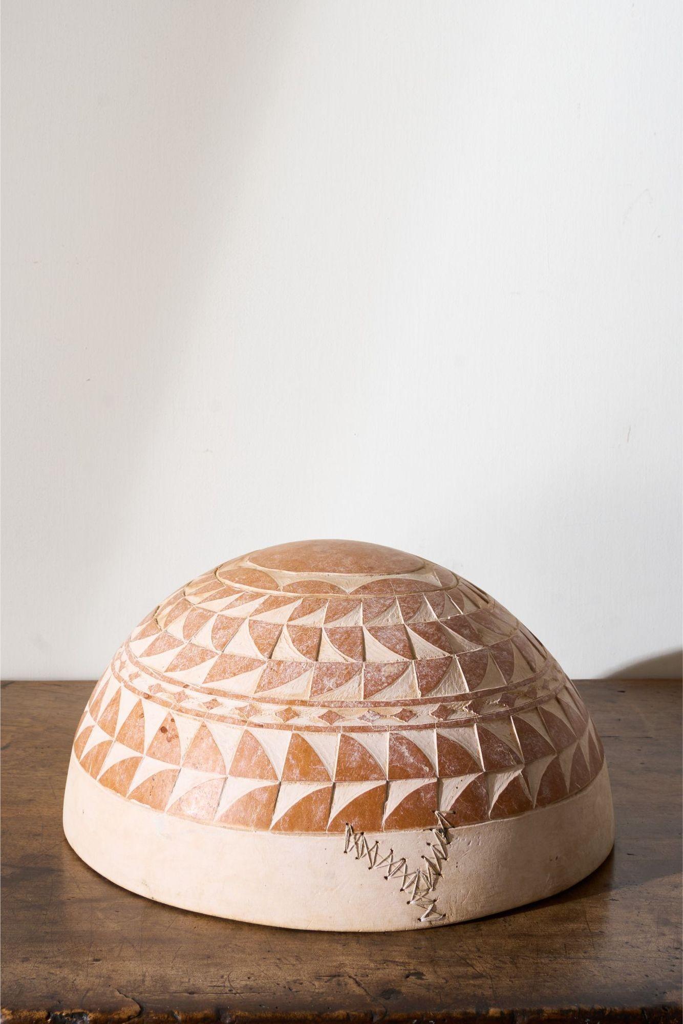 20th Century African carved Gourd bowl - No 3 For Sale 4