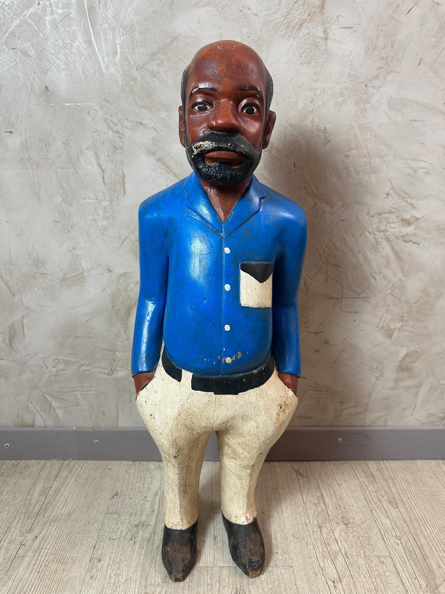 20th century African Colonial Wooden Statue, 1950s In Fair Condition In LEGNY, FR