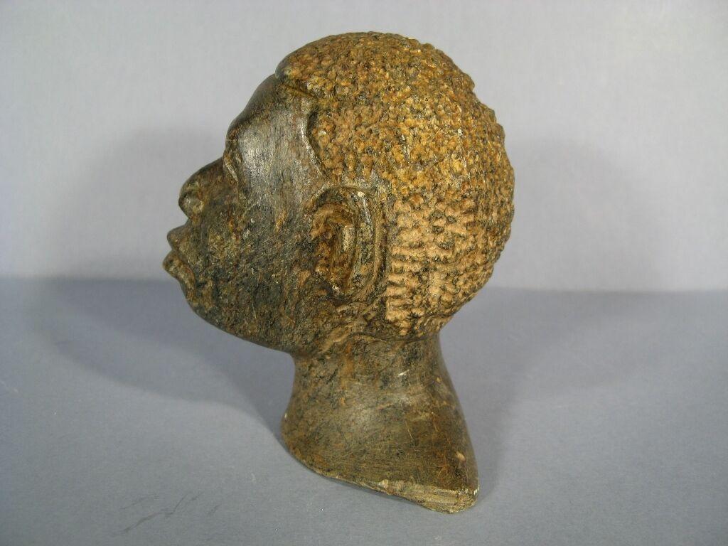 Escultura de escayola con cabeza africana del siglo XX -1Y29 2