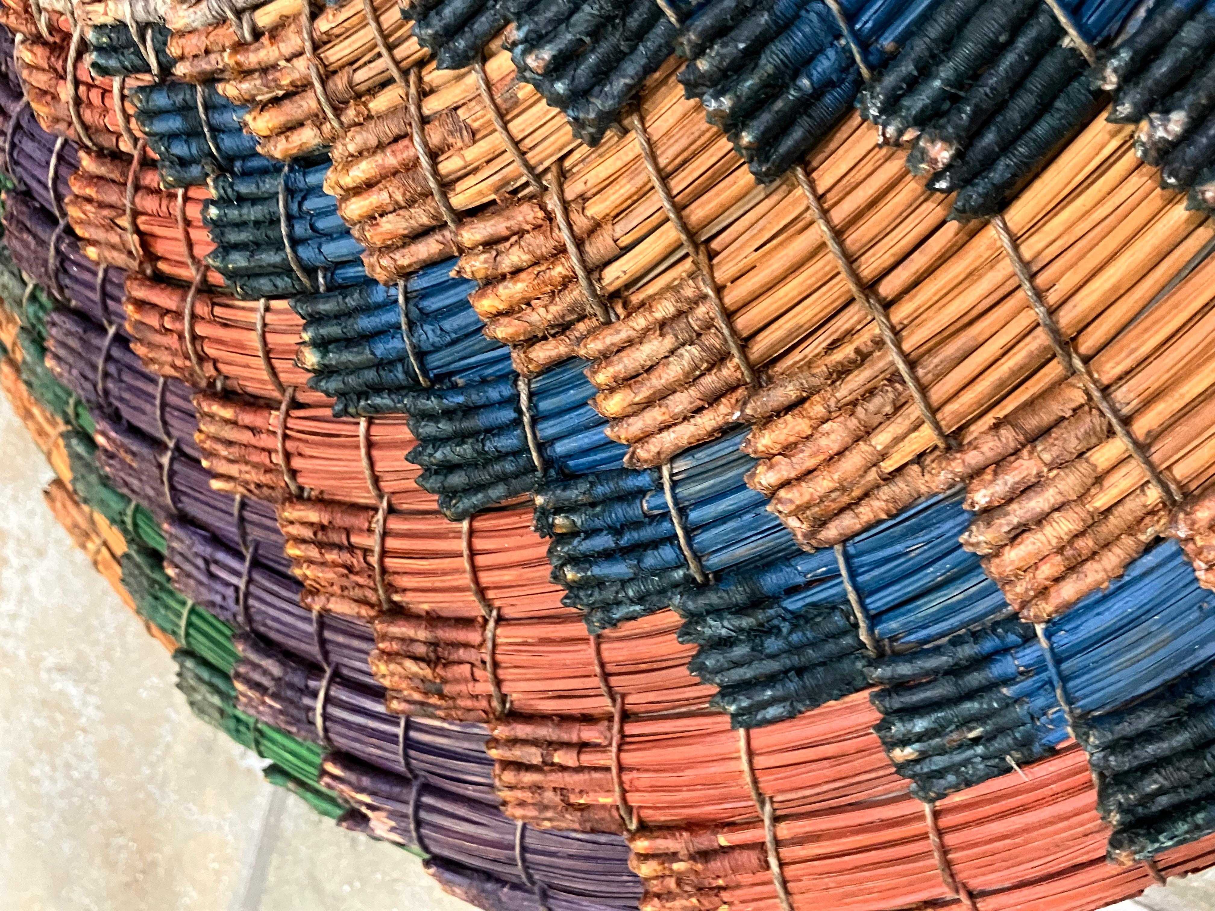 Africain 20th Century African Woven Basket en vente