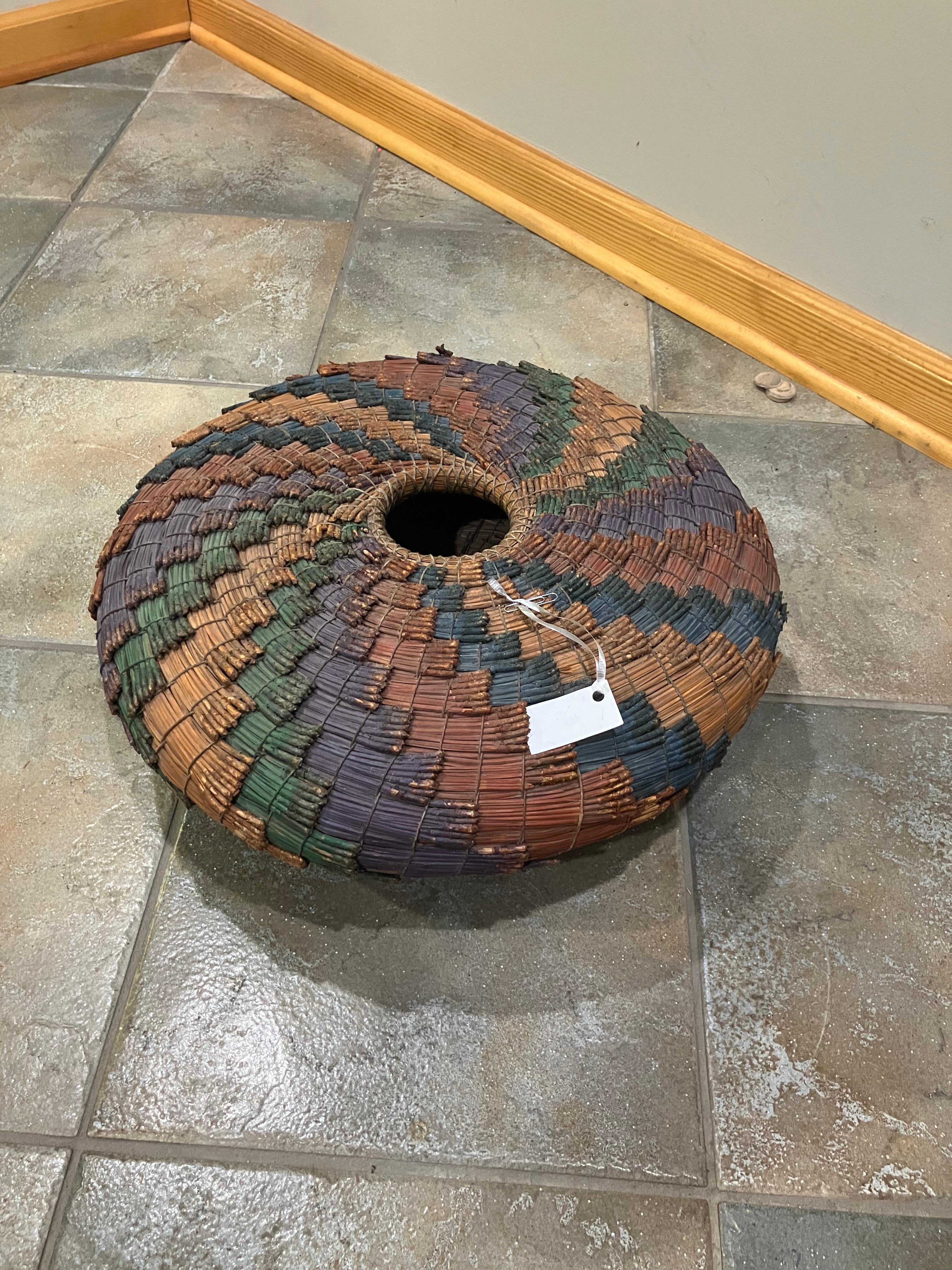 20th Century African Woven Basket en vente 1