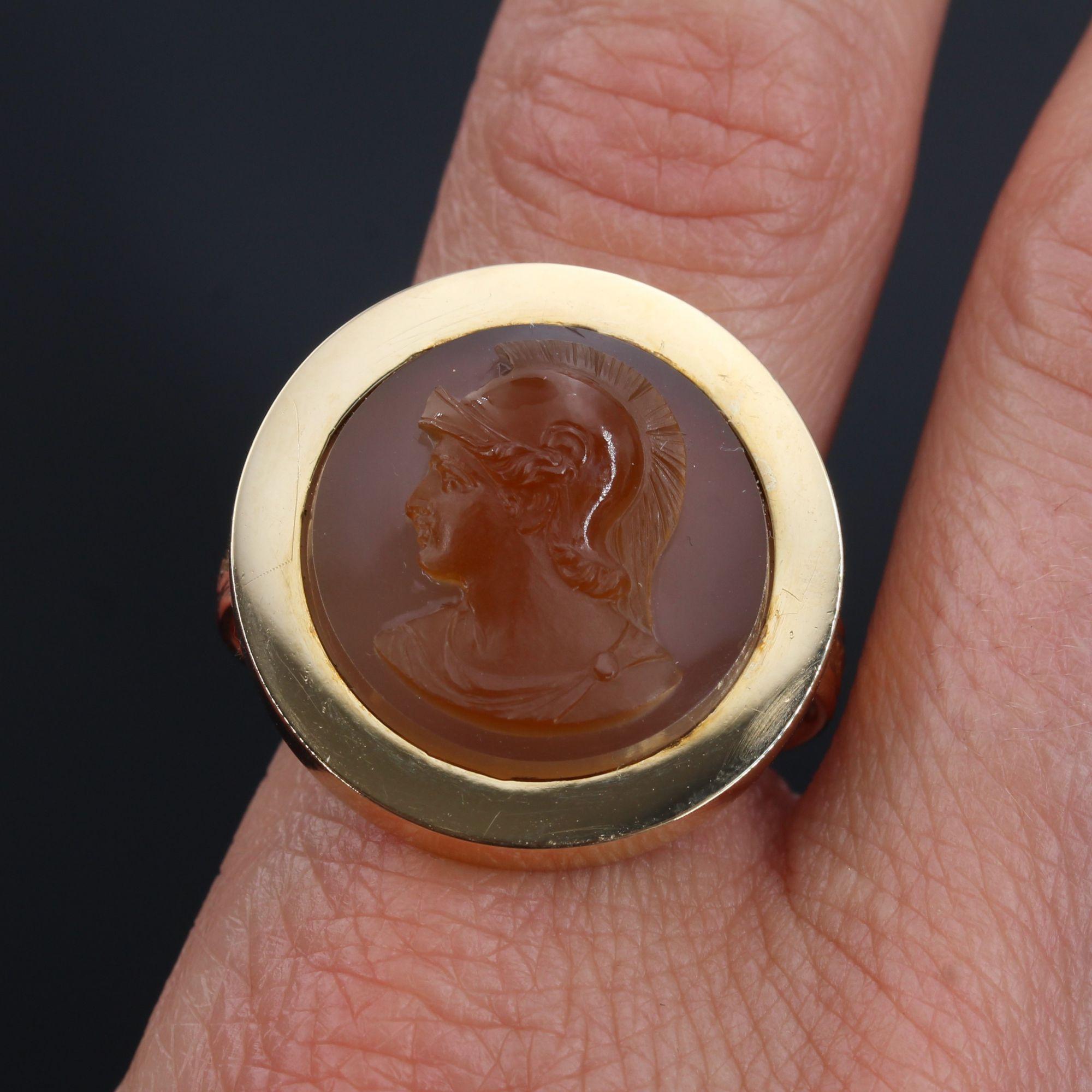 20th Century Agate Cameo 18 Karat Rose Gold Antique Ring For Sale 2