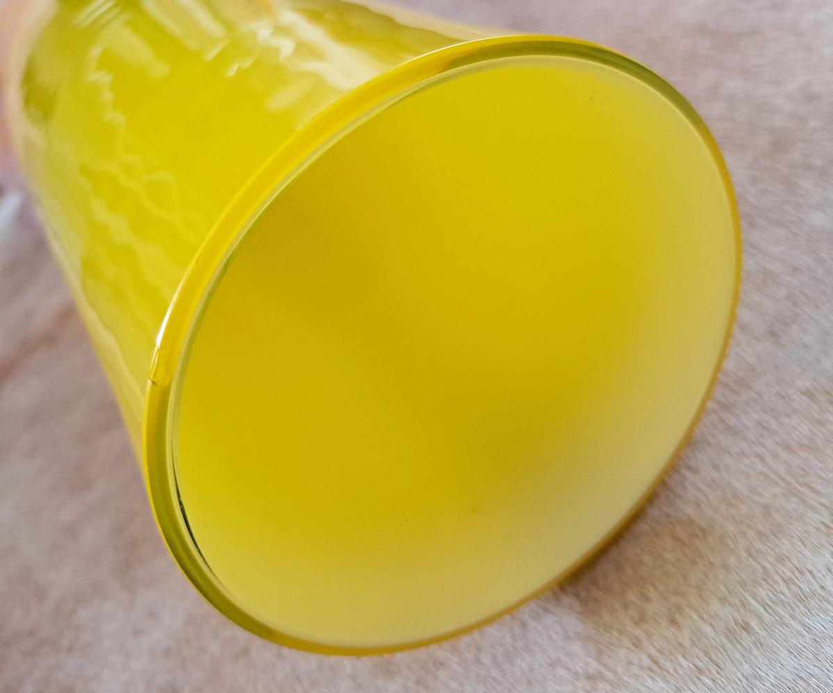Lampada a sospensione in vetro di Murano del XX secolo di Alessandro Pianon per Vistosi, giallo In condizioni buone in vendita a St. Leonards-On-Sea, GB