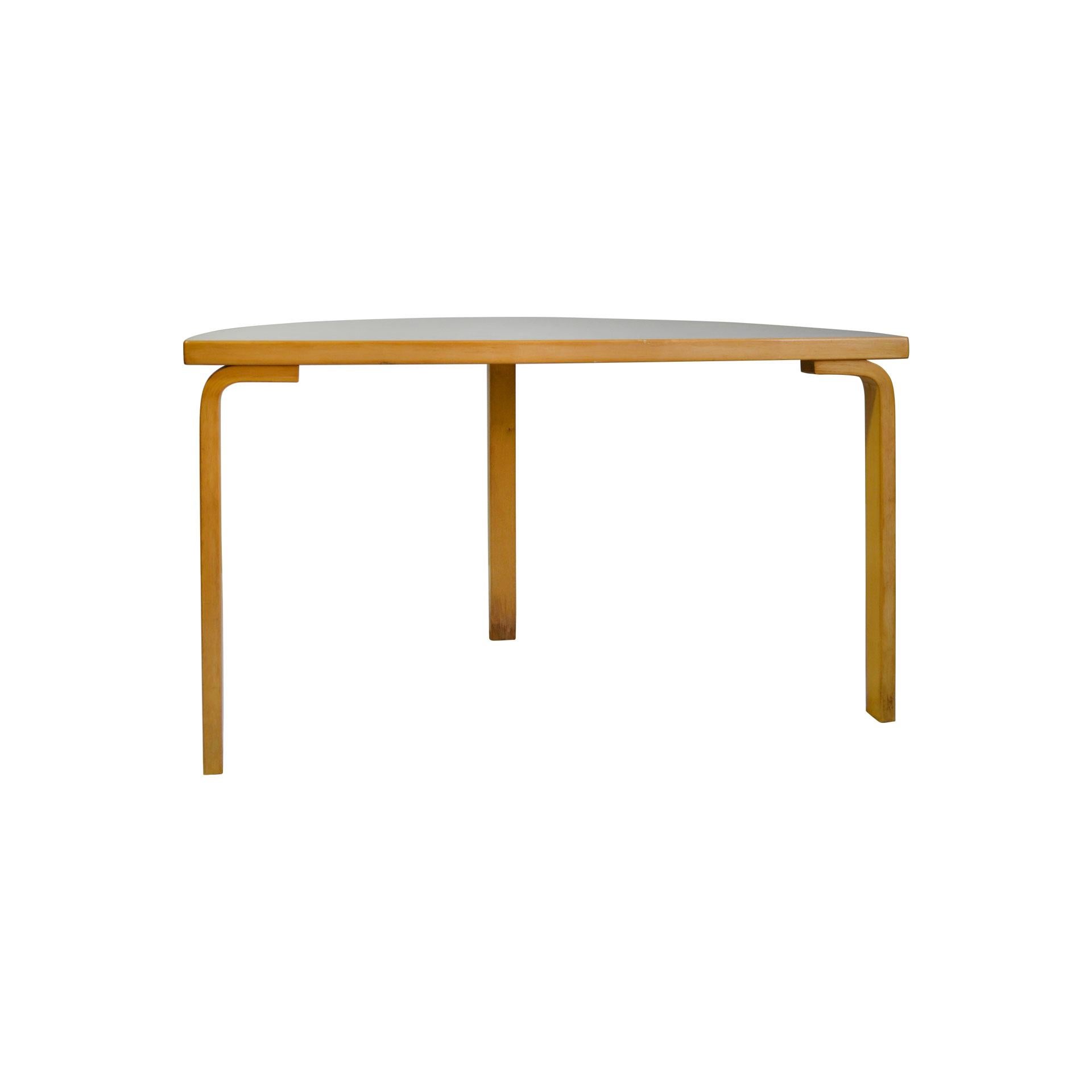 artek table 95