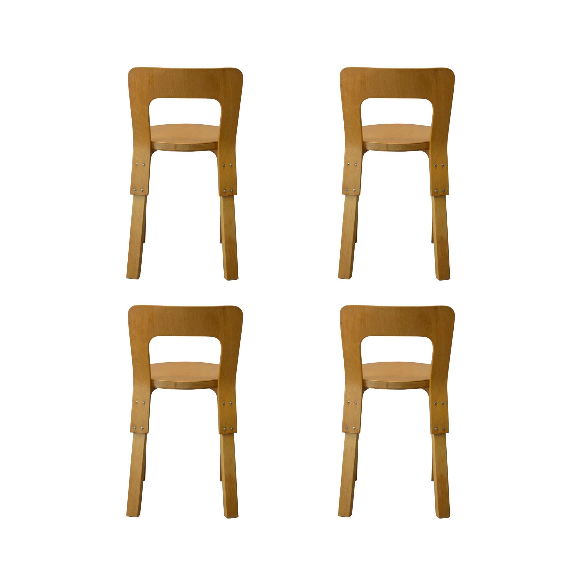 20th Century Alvar Aalto Set of 4 Chairs Model 65 for Artek in Birch Wood In Good Condition In Turin, Turin