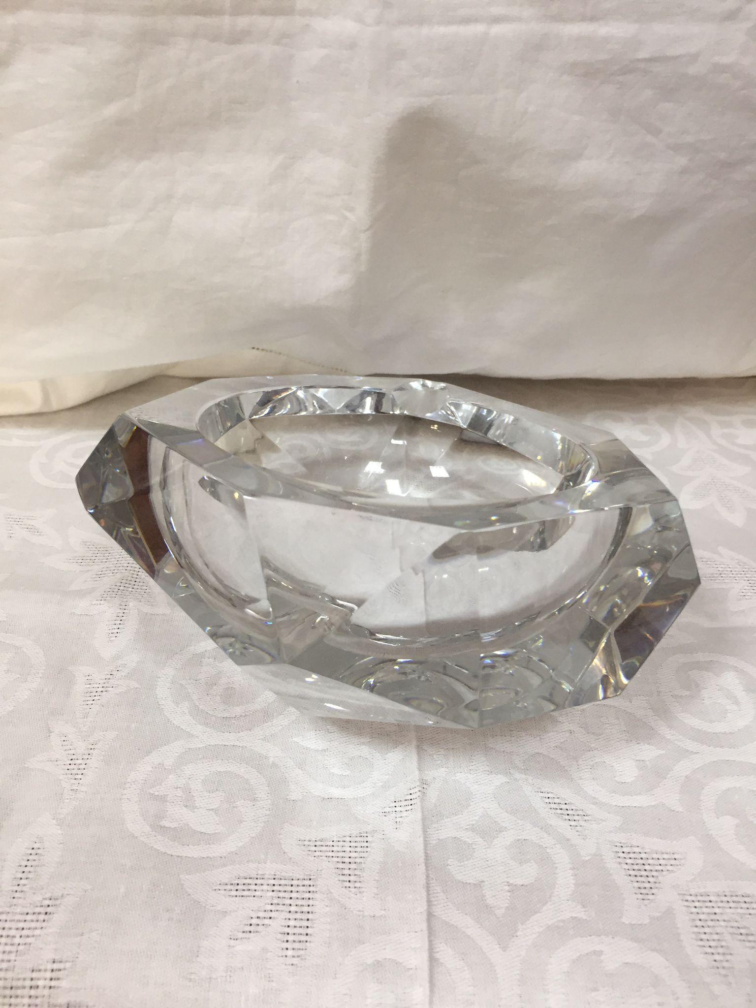 20th Century Amazing, Modern, French Faceted Ashtray in Baccarat Crystal In Excellent Condition For Sale In Catania, IT