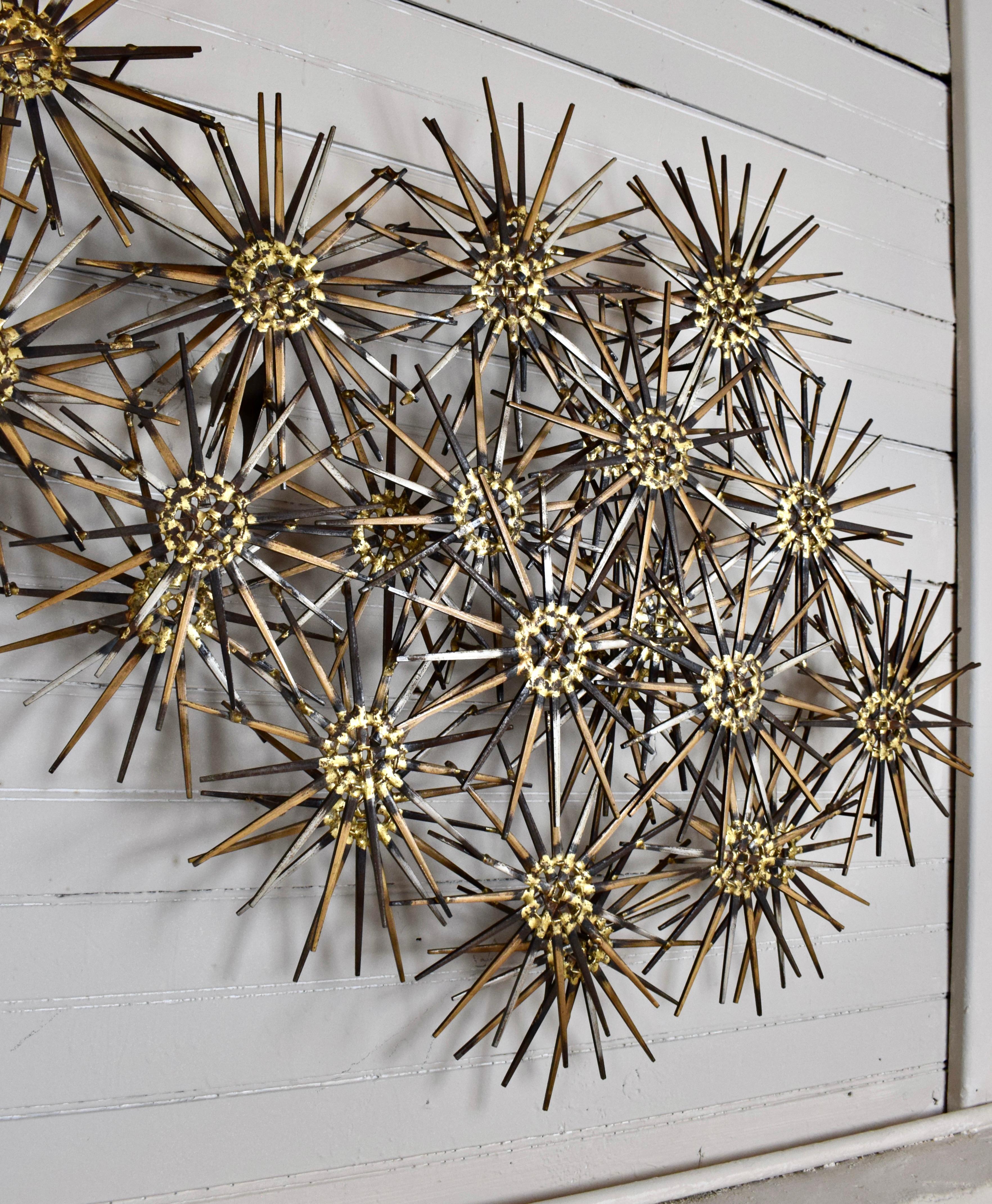 Sculpture murale abstraite en métal en forme d'étoile du 20e siècle par Marc Weinstein en vente 3