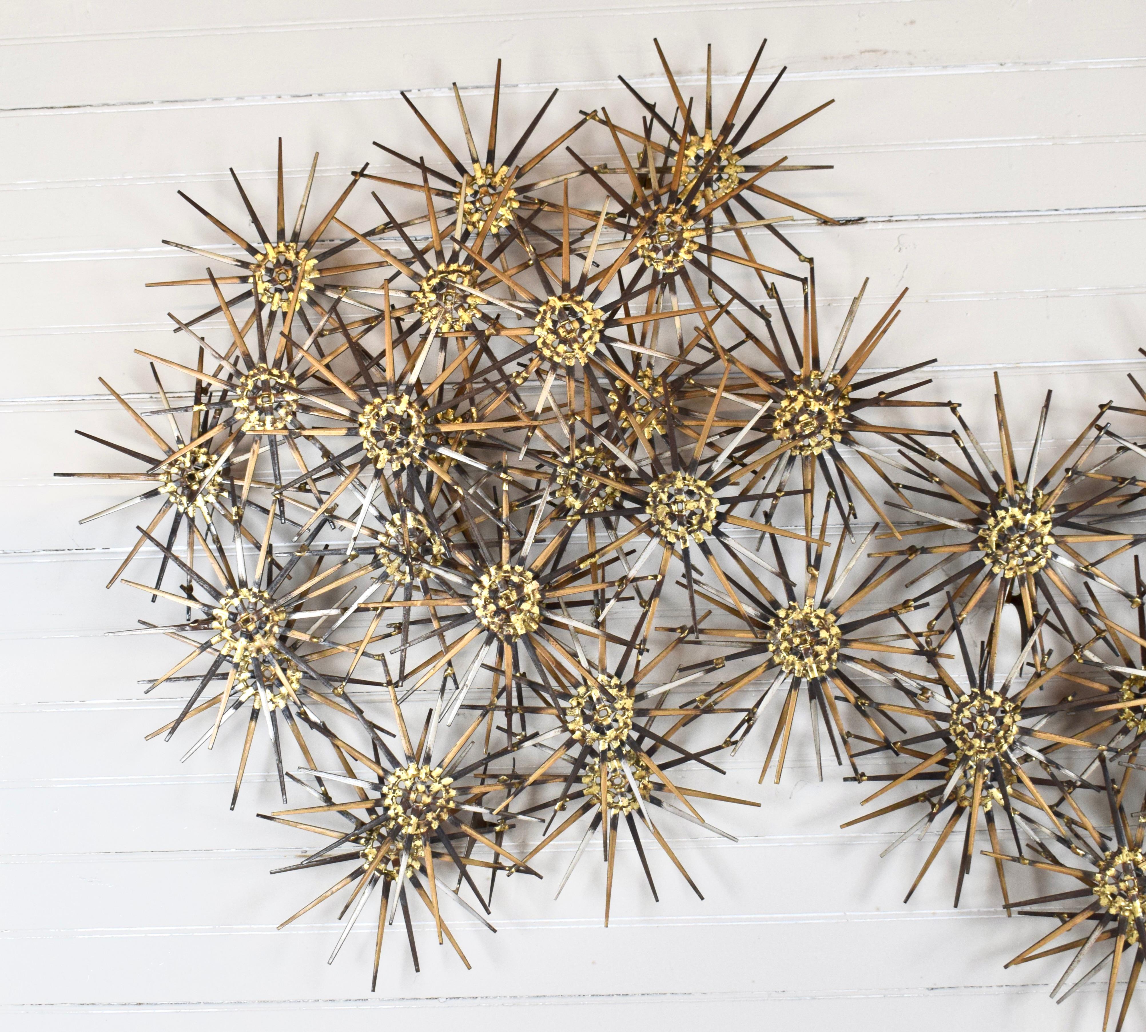 Américain Sculpture murale abstraite en métal en forme d'étoile du 20e siècle par Marc Weinstein en vente