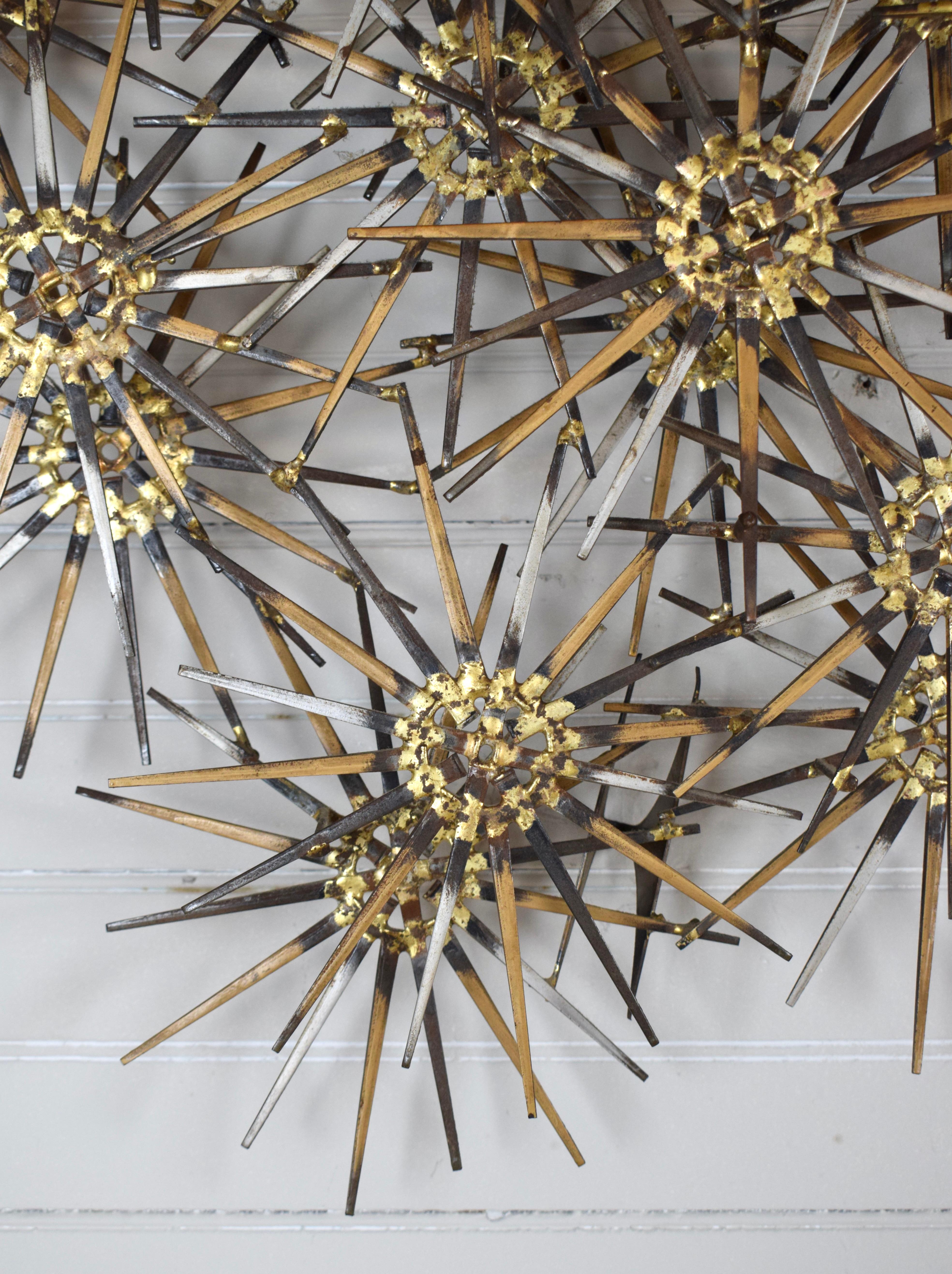 Sculpture murale abstraite en métal en forme d'étoile du 20e siècle par Marc Weinstein Bon état - En vente à Southampton, NJ