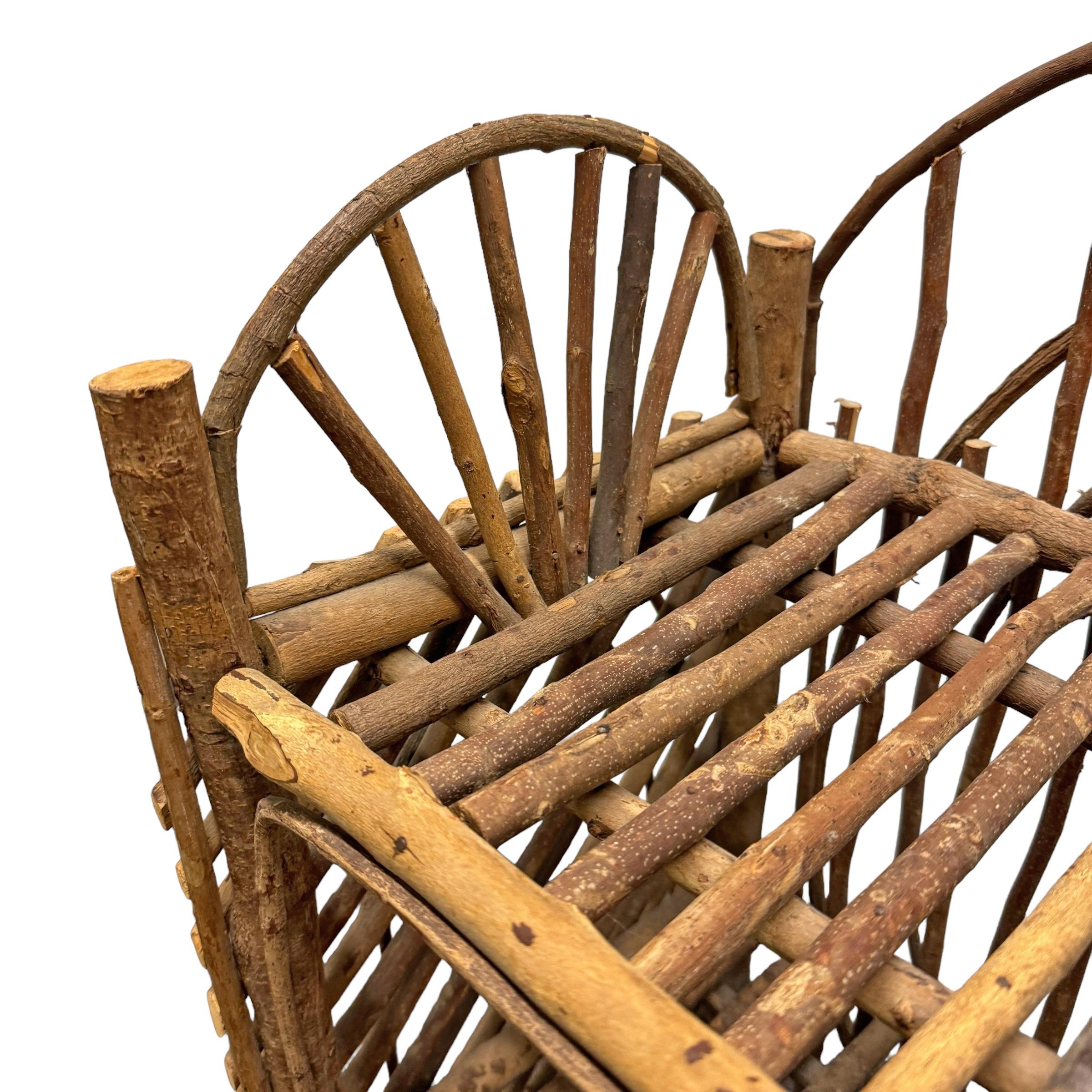 Scaffalatura americana del XX secolo in stile Adirondack in vendita 2