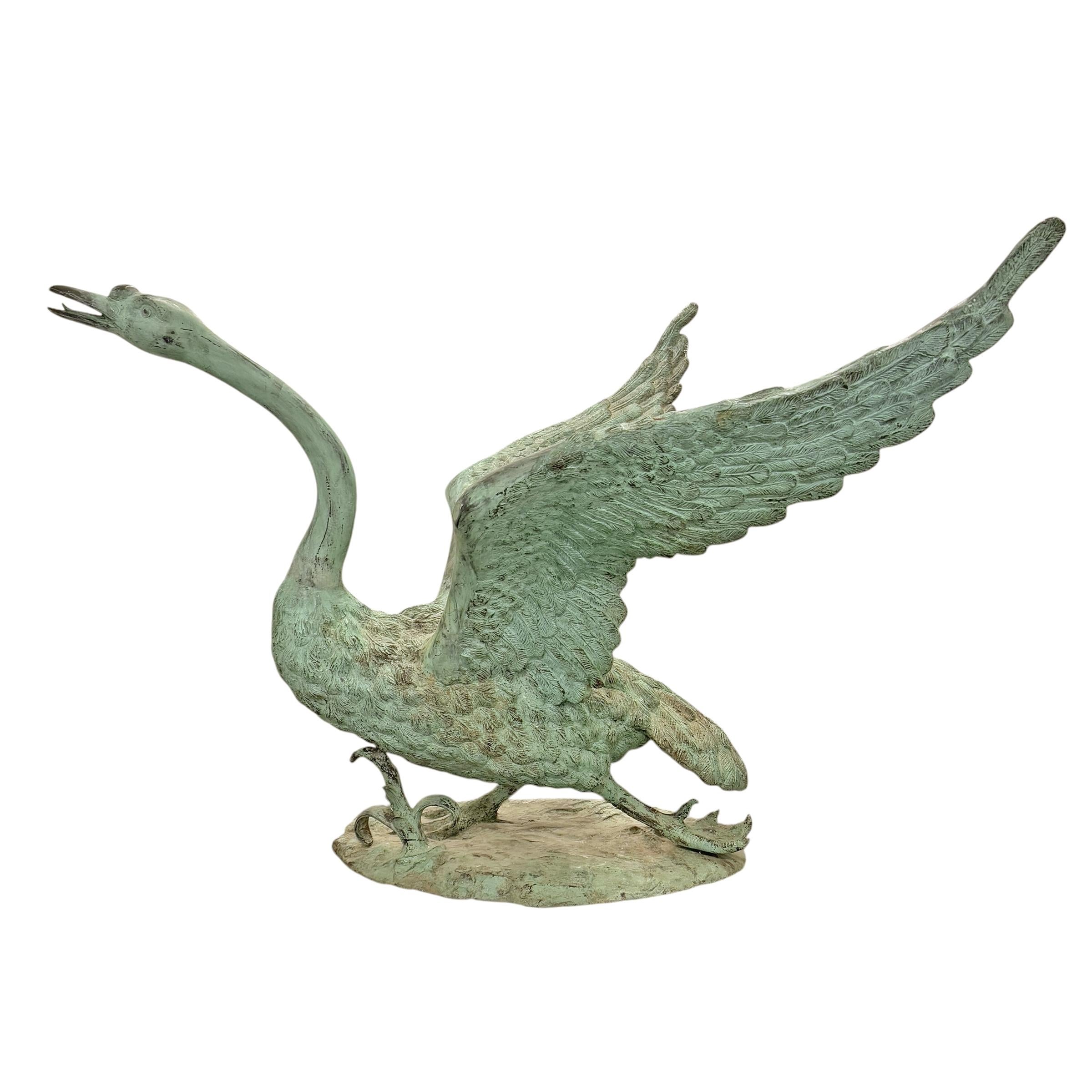 Sculpture américaine en bronze du 20e siècle représentant un Swan Bon état - En vente à Chicago, IL
