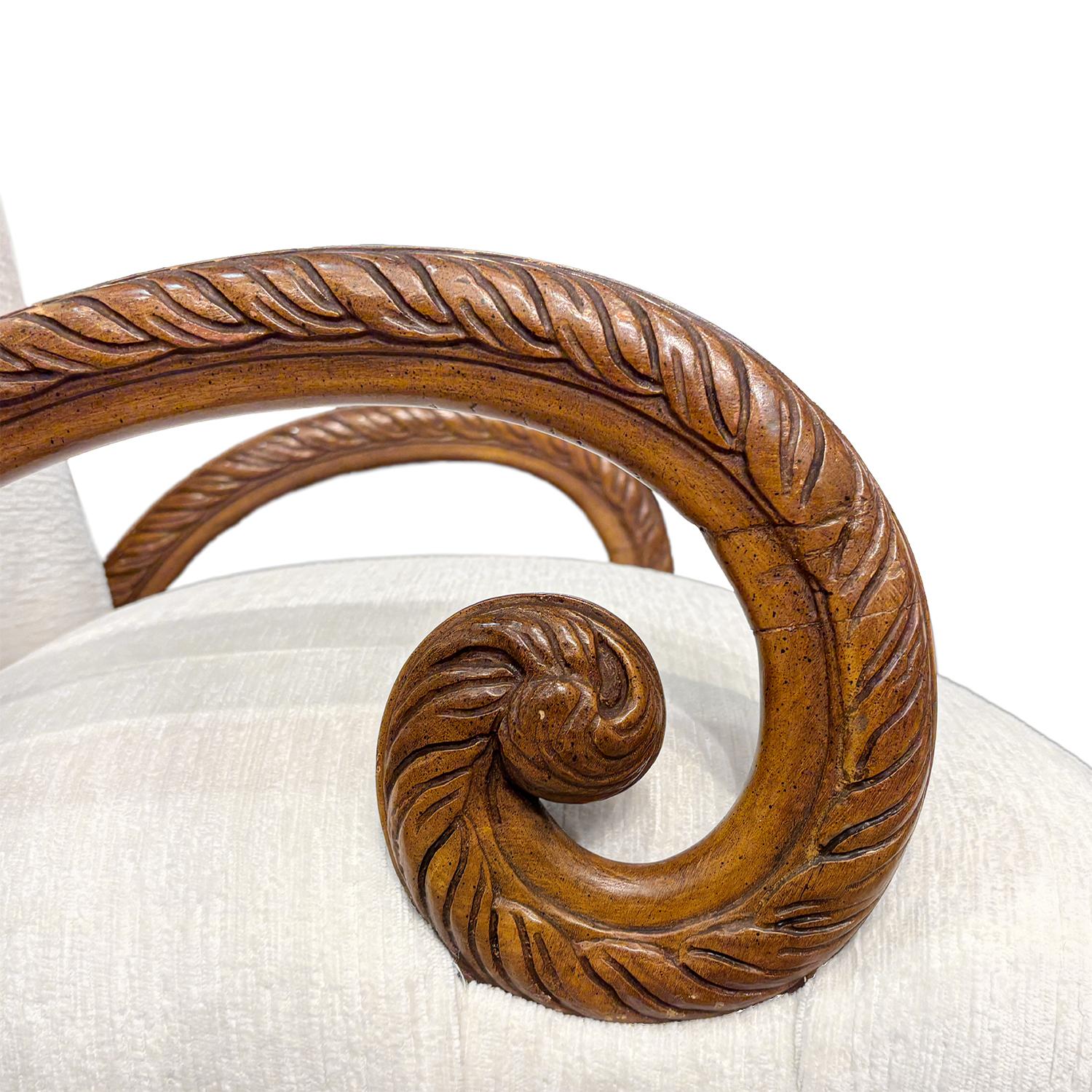 20th Century American Pair of Mahogany Armchairs Attributed to Grosfeld House in vendita 5
