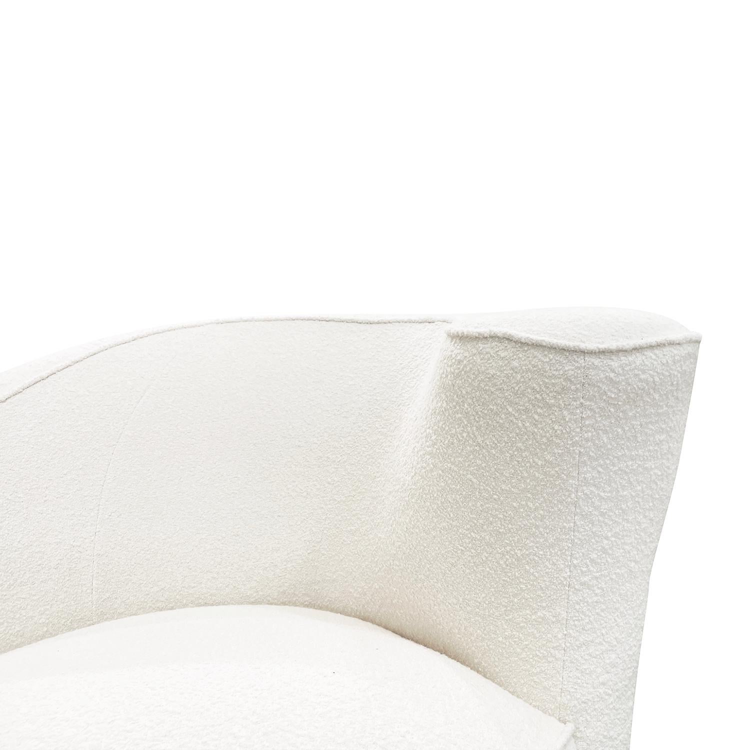 20th Century American Pair of Nautilus Swivel Lounge Chairs by Vladimir Kagan For Sale 5