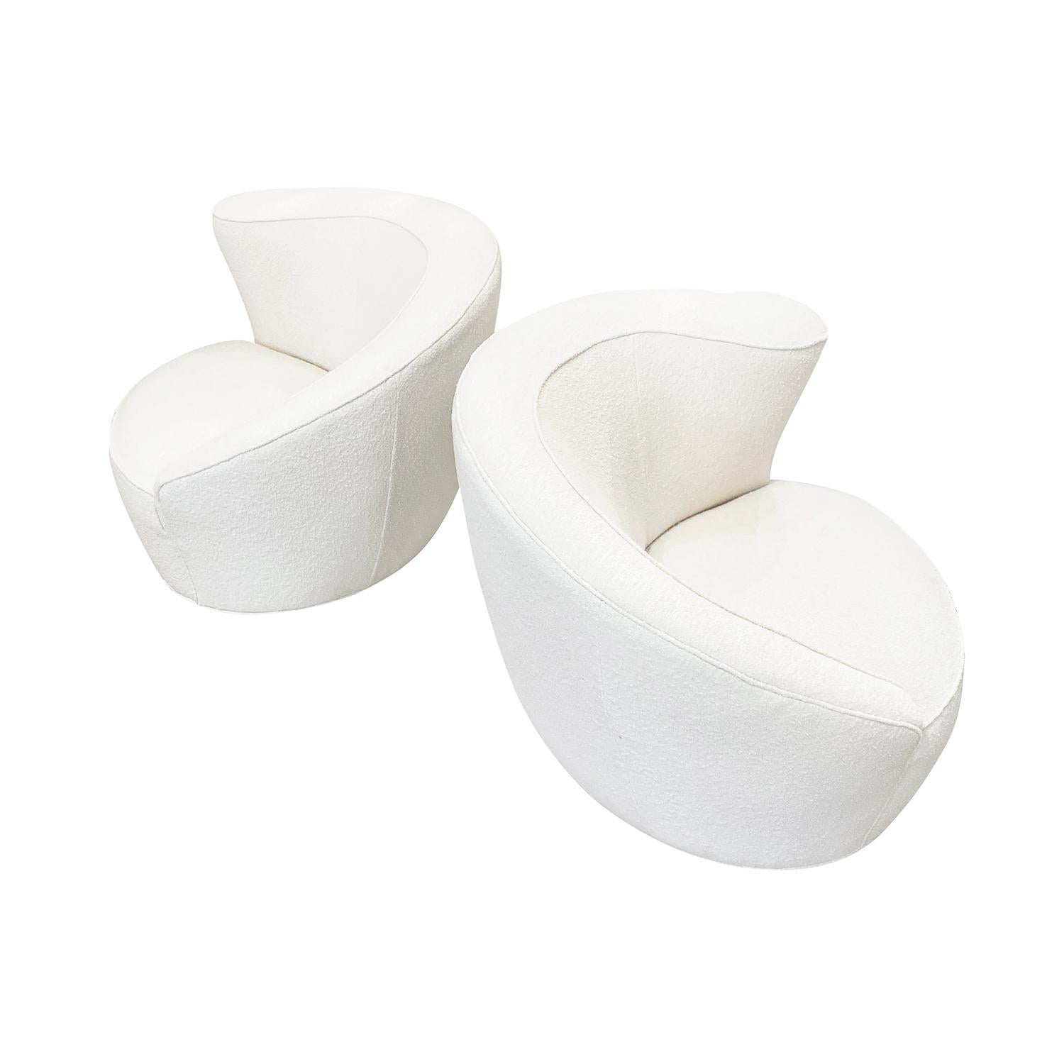 20th Century American Pair of Nautilus Swivel Lounge Chairs by Vladimir Kagan For Sale 2