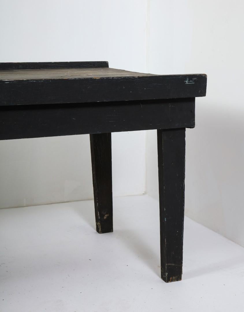 20th Century American Primitive Rustic Black Painted Oak Work Table In Fair Condition For Sale In Chicago, IL