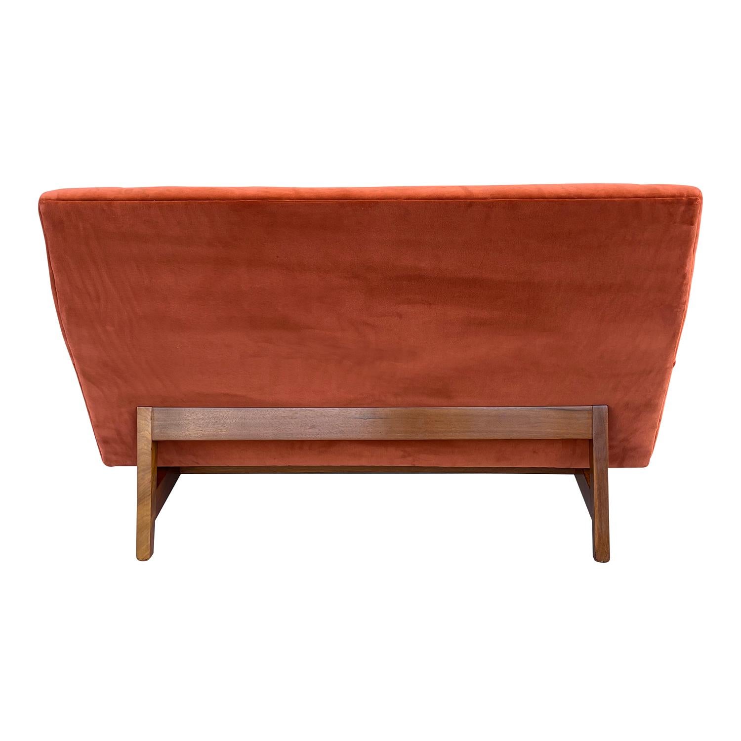 Hand-Carved 20th Century American Two Seater Sofa - Walnut Settee by Jens Risom Design For Sale