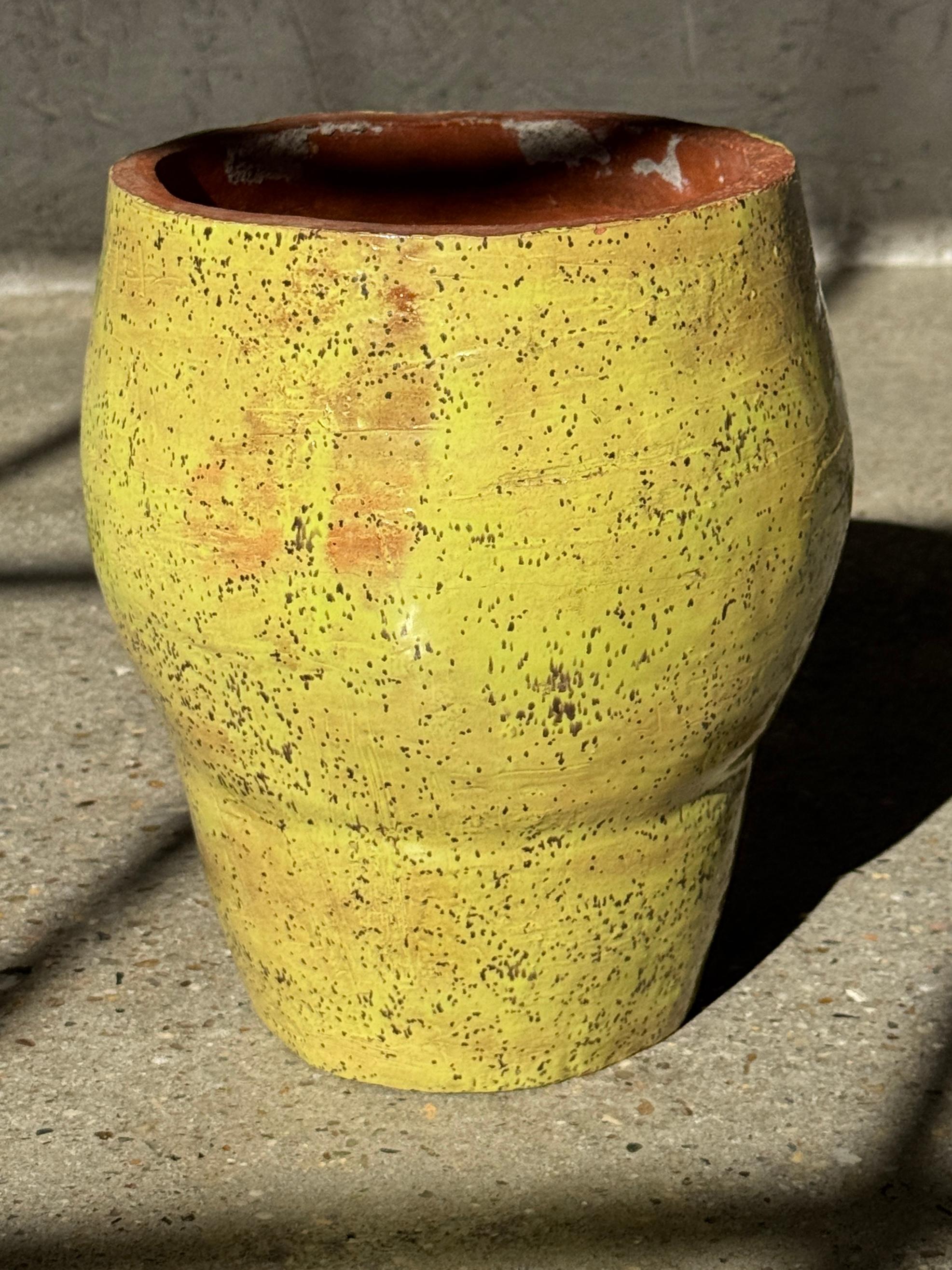 XX secolo Studio Pottery americano del 20th Century in Citron in vendita