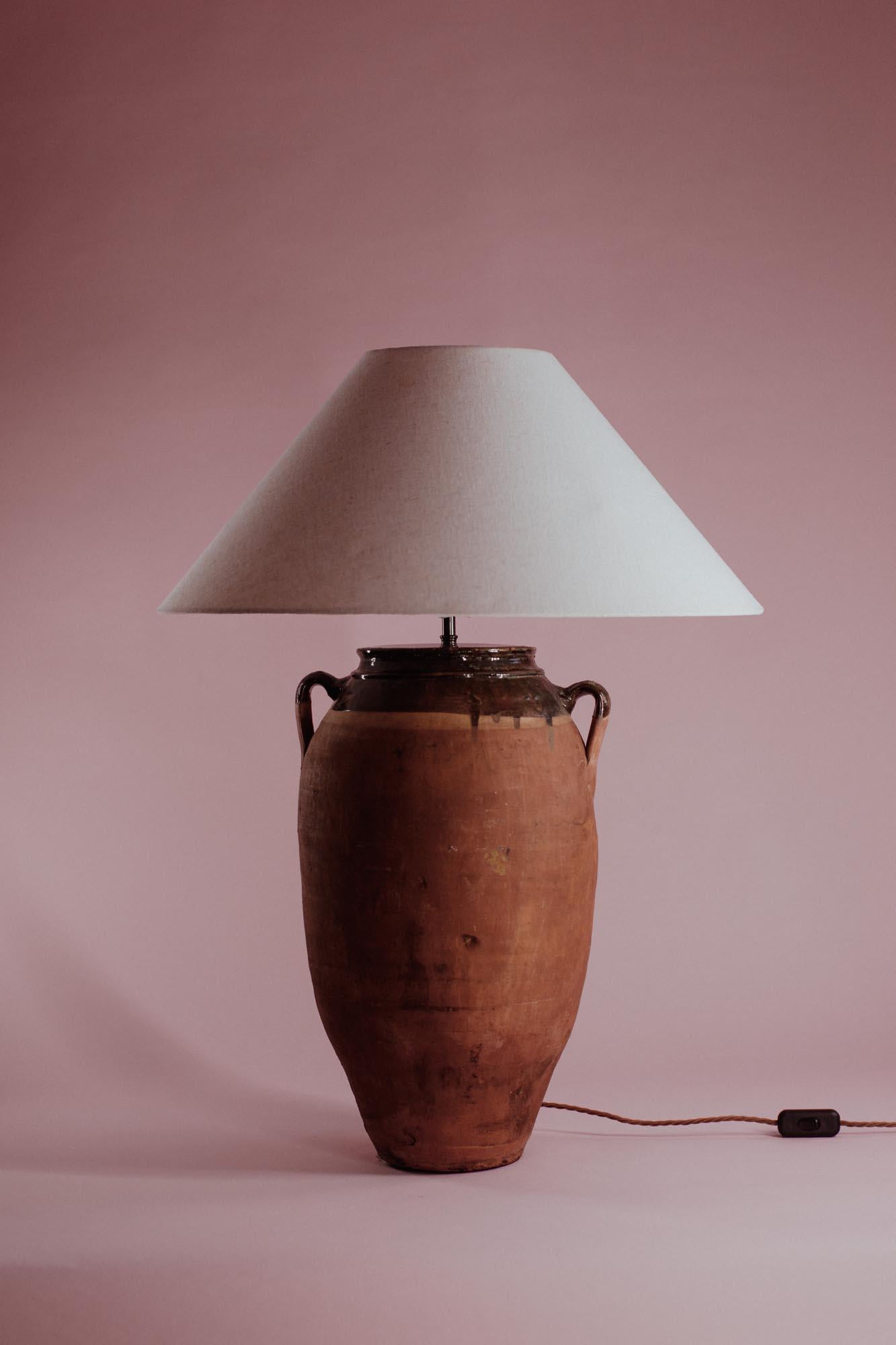 Lampe de table du 20e siècle en terre cuite anatolienne émaillée de vert en vente 1