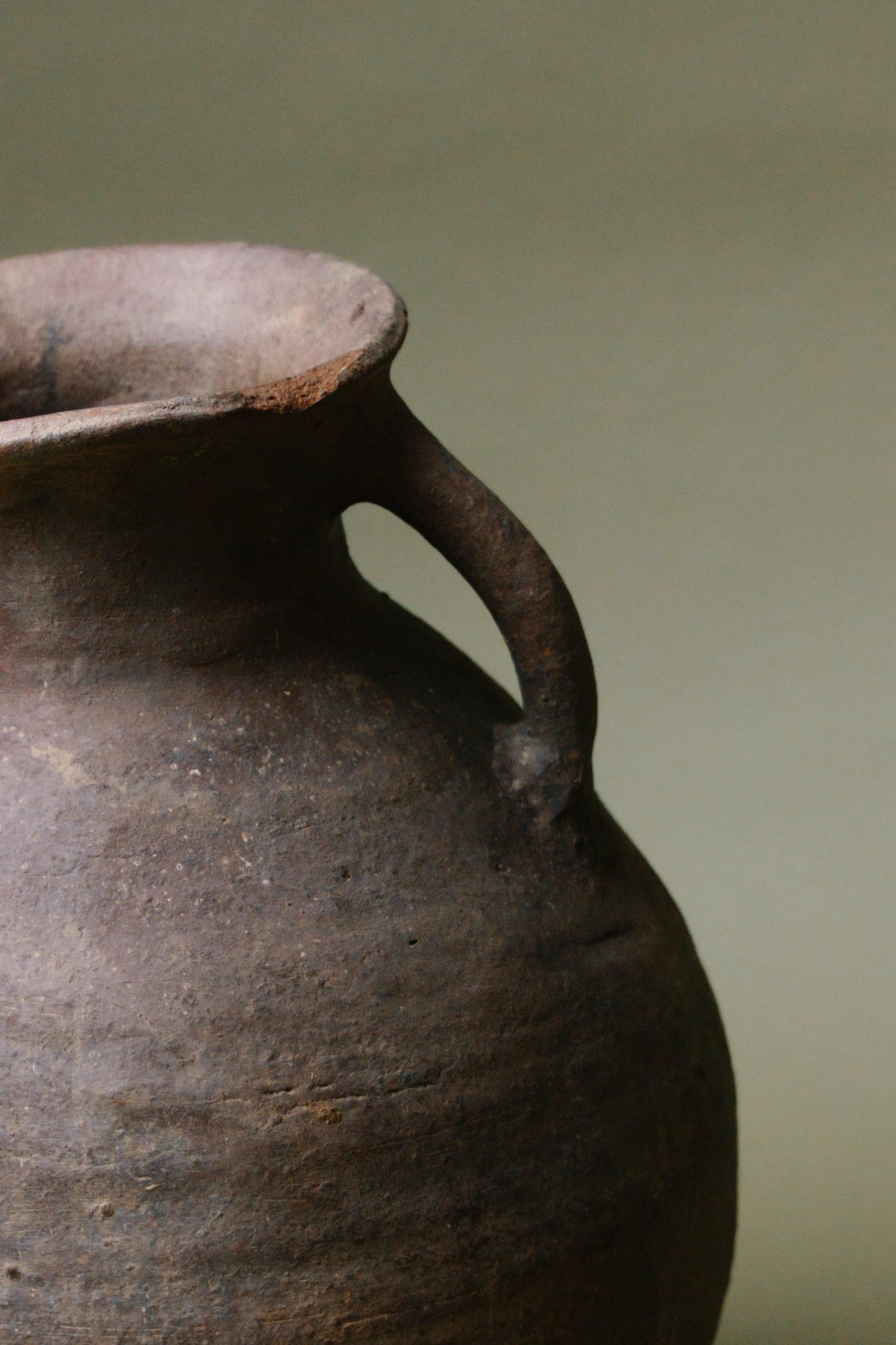 Jarrón artesanal anatolio del siglo XX mediados del siglo XX en venta