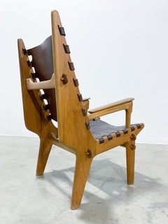 Sedia a trono Angel I. Pazmino, stile Mid Century Modern.