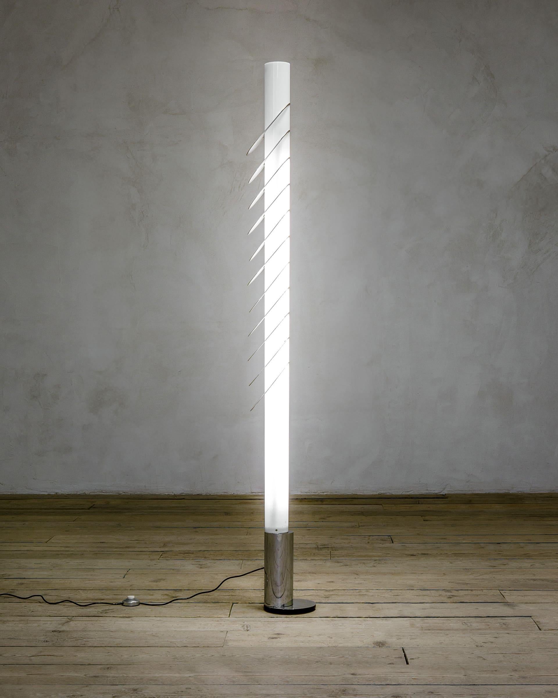 italien 20e siècle, Angelo Lelii pour Arredoluce Lampadaire Mod. 14102 Zodiac en vente