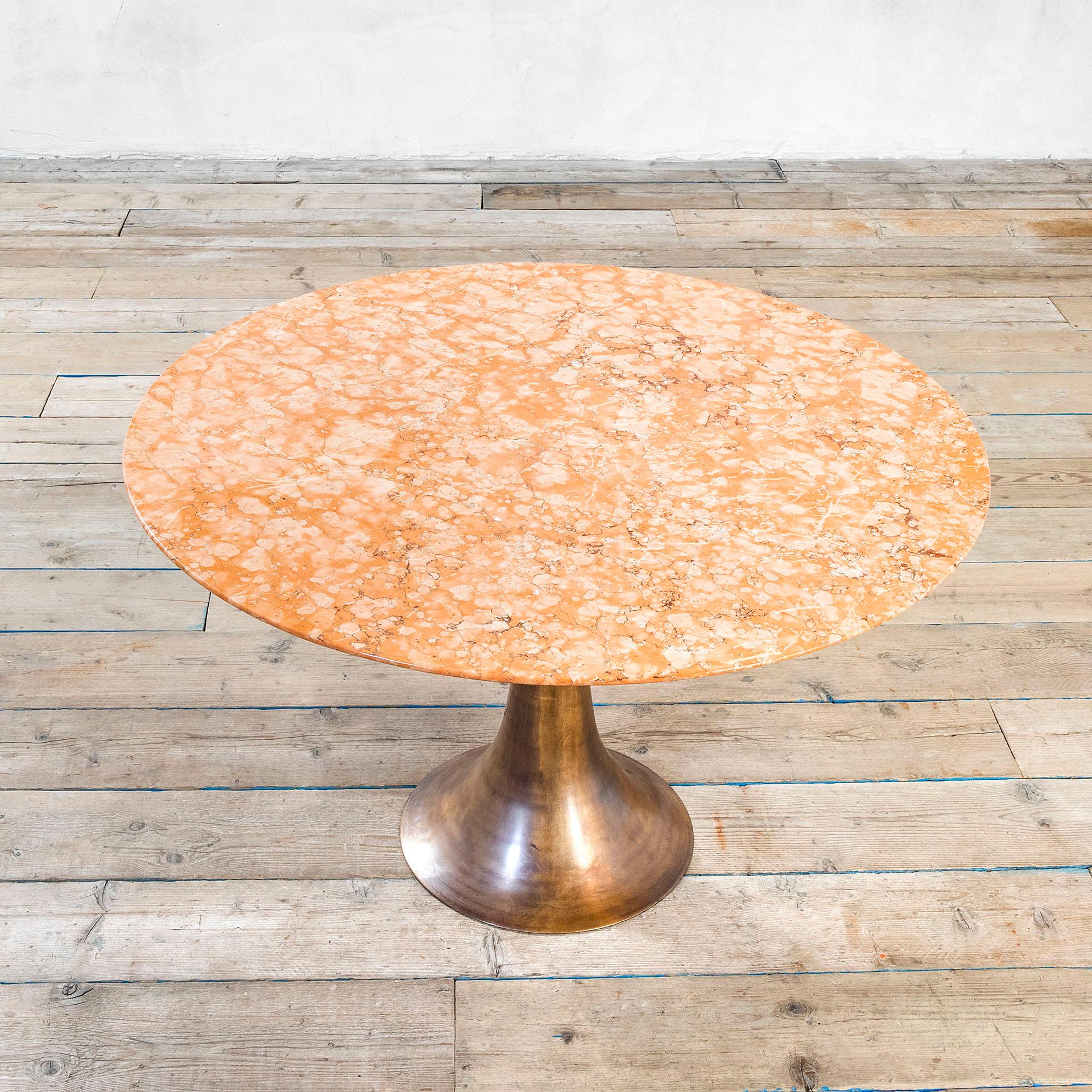 Mid-Century Modern 20th Century Angelo Mangiarotti Bernini Table Mod. 302 Brass and Marble, 50s For Sale