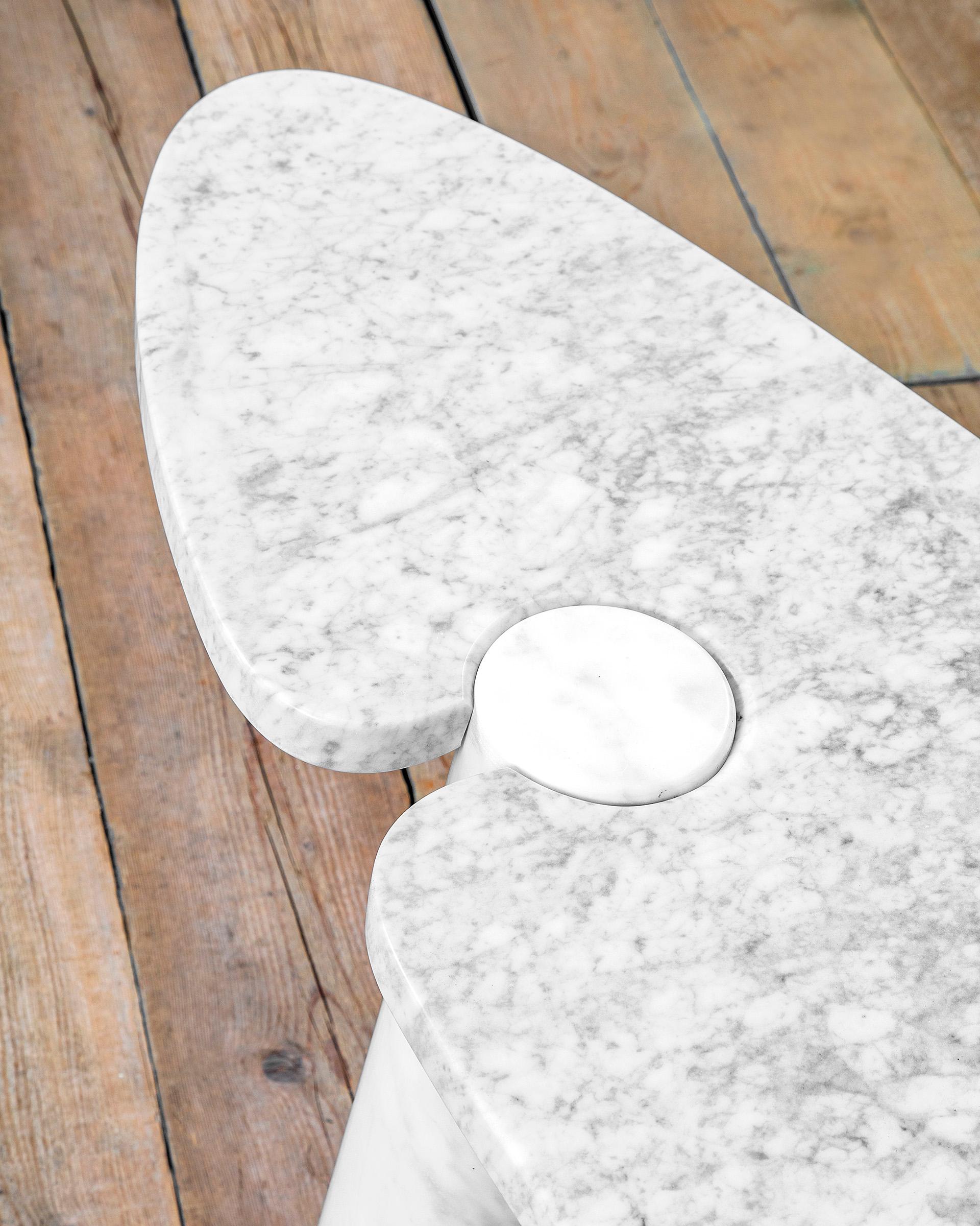 20th Century Angelo Mangiarotti Consolle Table mod. Eros in Carrara Marble In Good Condition For Sale In Turin, Turin