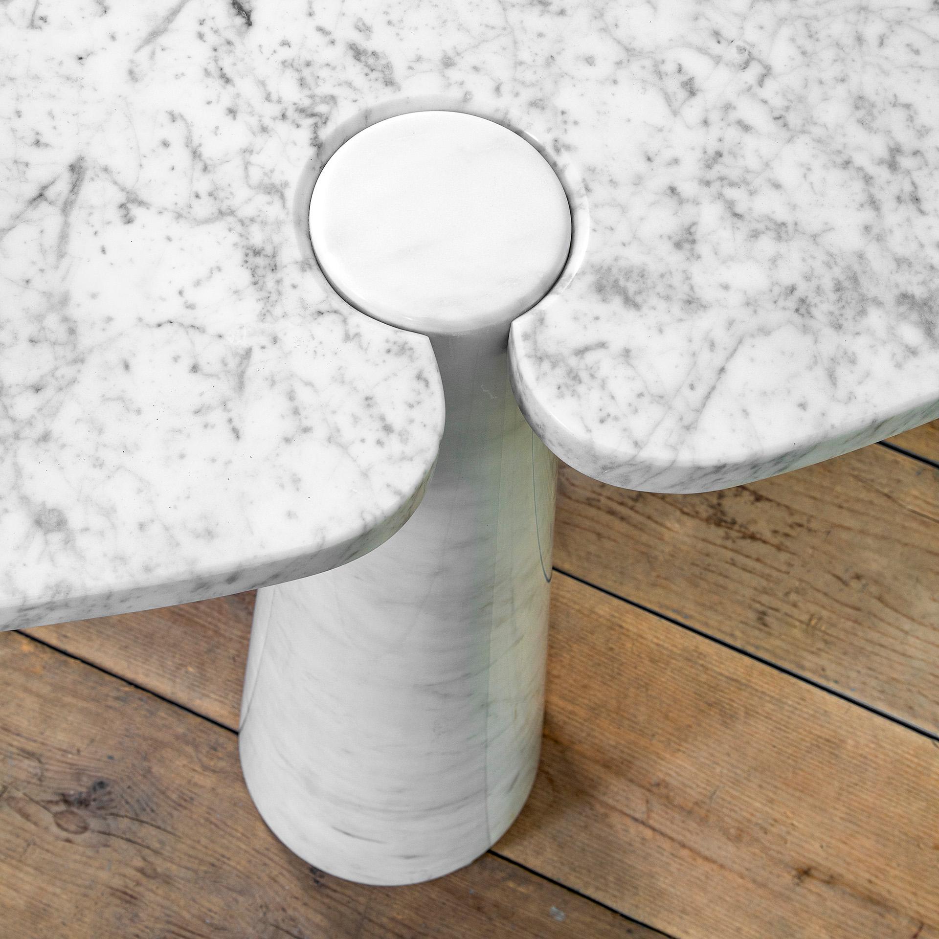 20th Century Angelo Mangiarotti Consolle Table mod. Eros in Carrara Marble For Sale 1