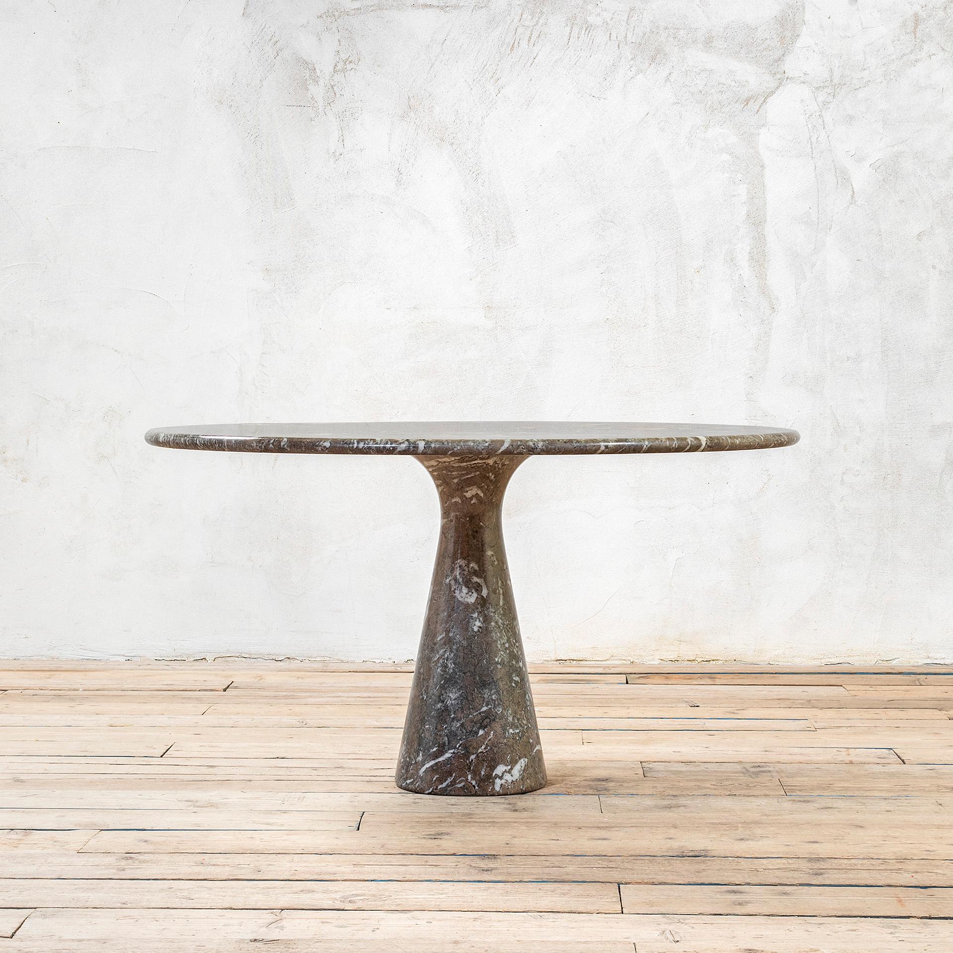 20th century, Angelo Mangiarotti Marble Dining Table mod. M1 Moderno de mediados de siglo en venta
