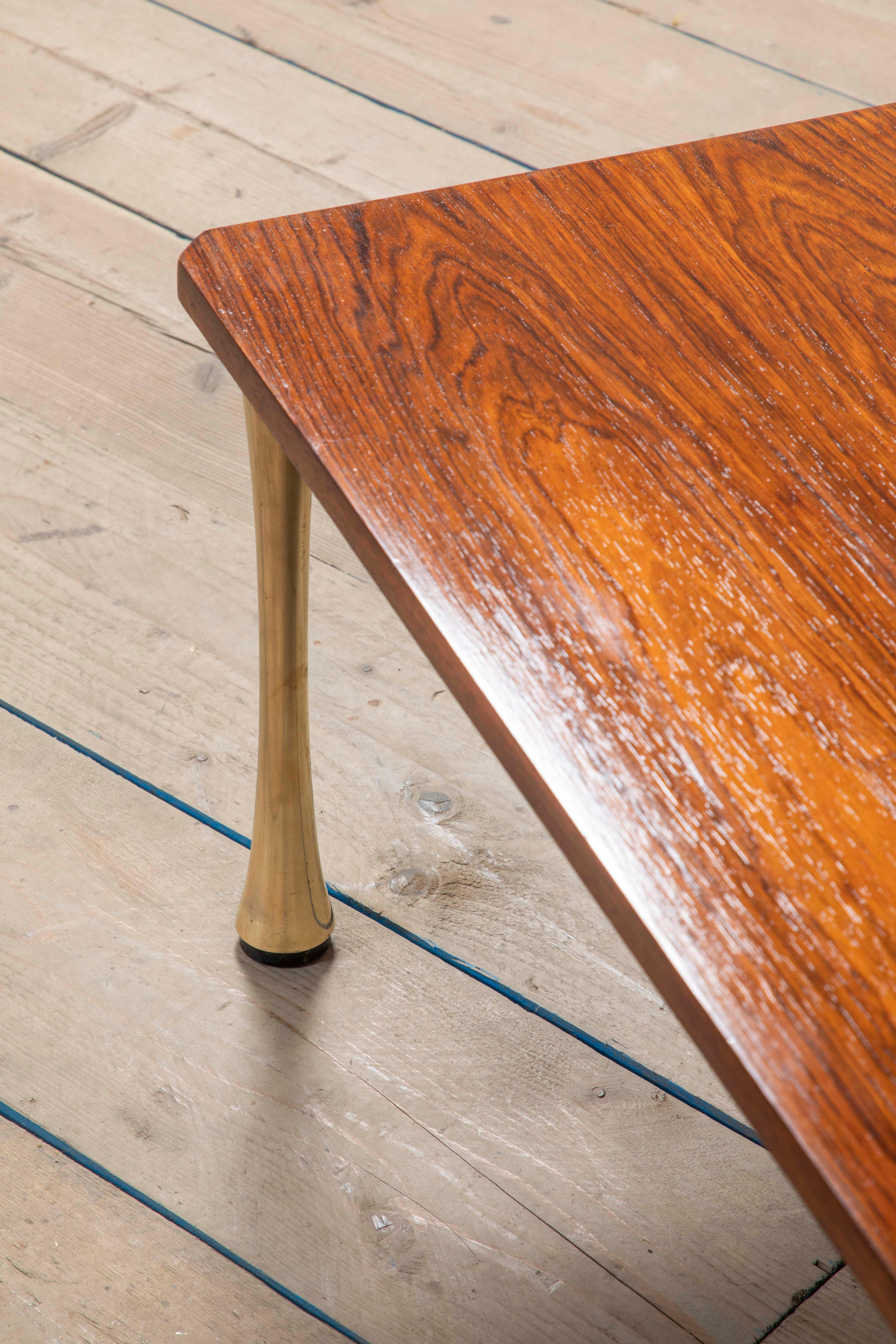 20e siècle, Angelo Mangiarotti Table basse en bois et laiton en vente 5