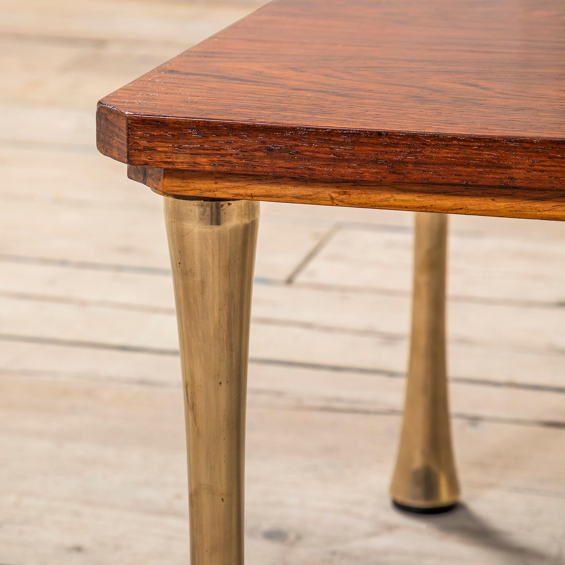 Late 20th Century 20e siècle, Angelo Mangiarotti Table basse en bois et laiton en vente