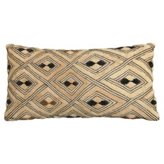 Antikes Araffia-Samt-Textilkissen des 20. Jahrhunderts