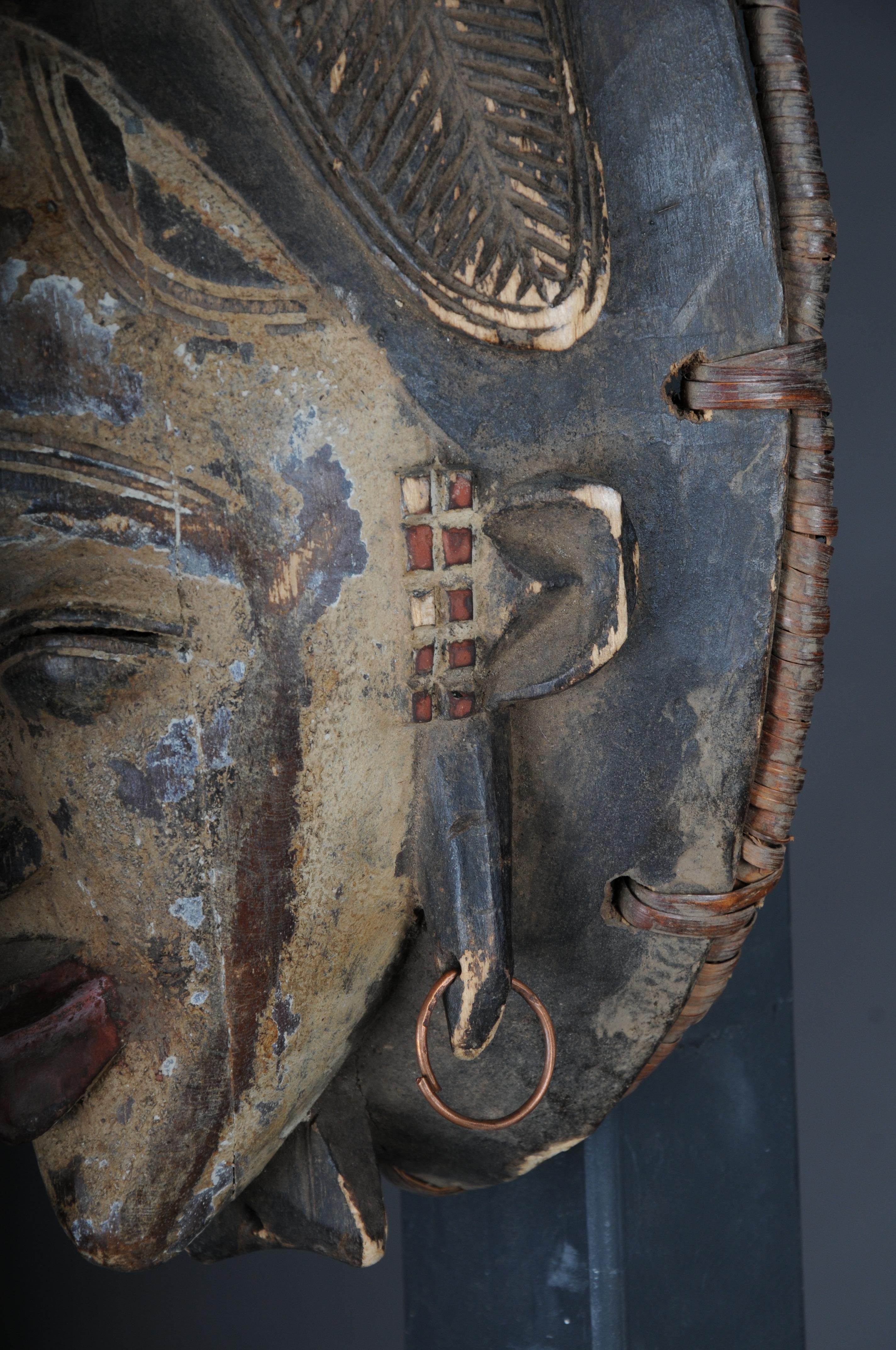 20th Century Antique Carved Wooden Face Mask, African Folk Art. Hangable.Decorat For Sale 3