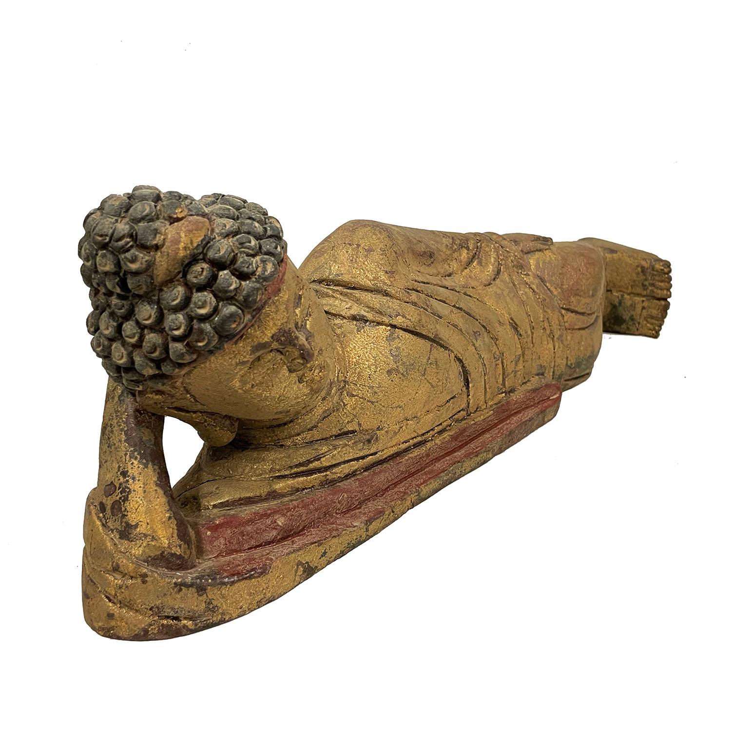 20th Century Antique Chinese Wooden Carved Reclined Buddha Statue In Good Condition In Pomona, CA
