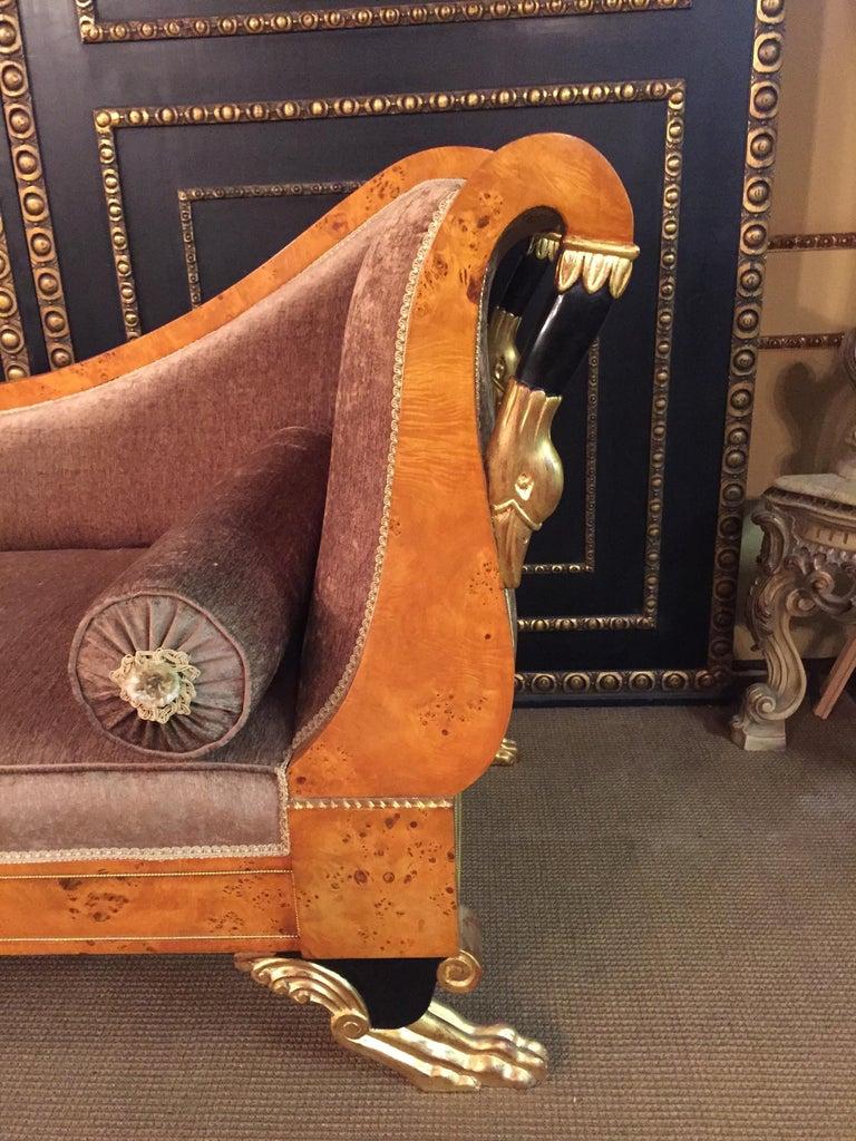 Antico salotto impero del 20° secolo con chaise longue a forma di cigno Birdseye in acero in vendita 4