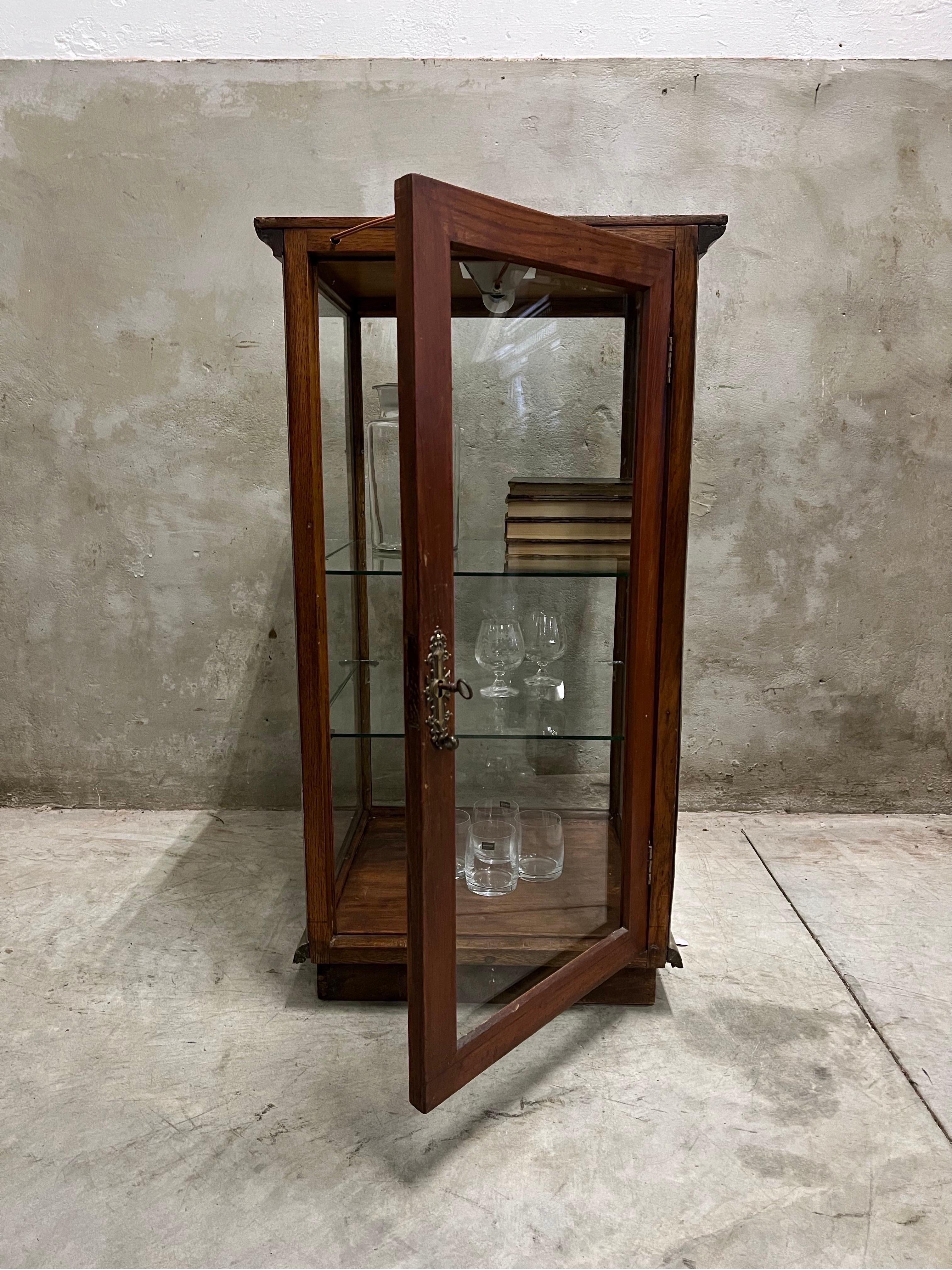 Plated 20th Century Antique Counter Display Case, by A Vorndran from Frankfurt Am Main