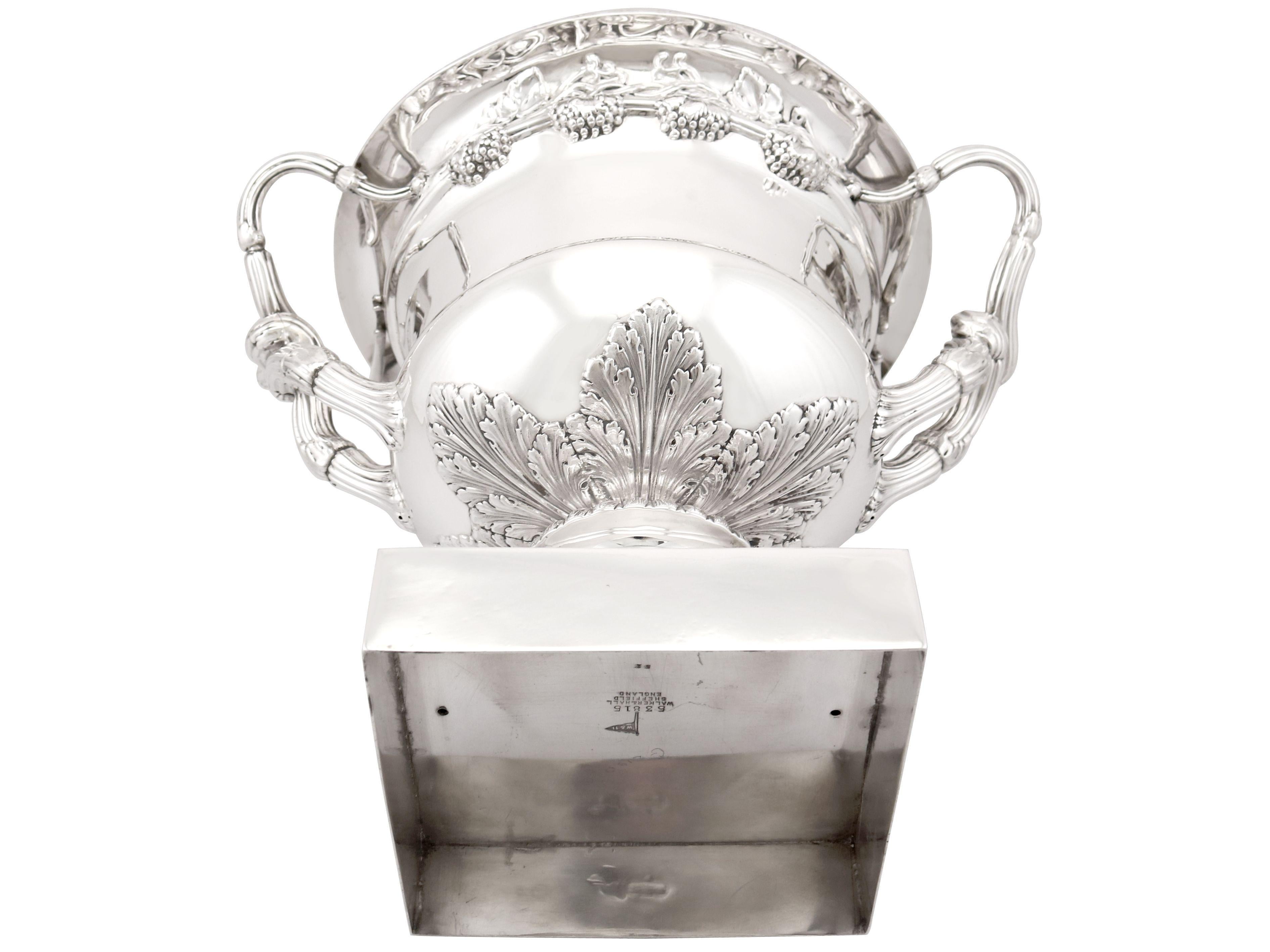 20th Century Antique Edwardian Sterling Silver Warwick Style Vase 6