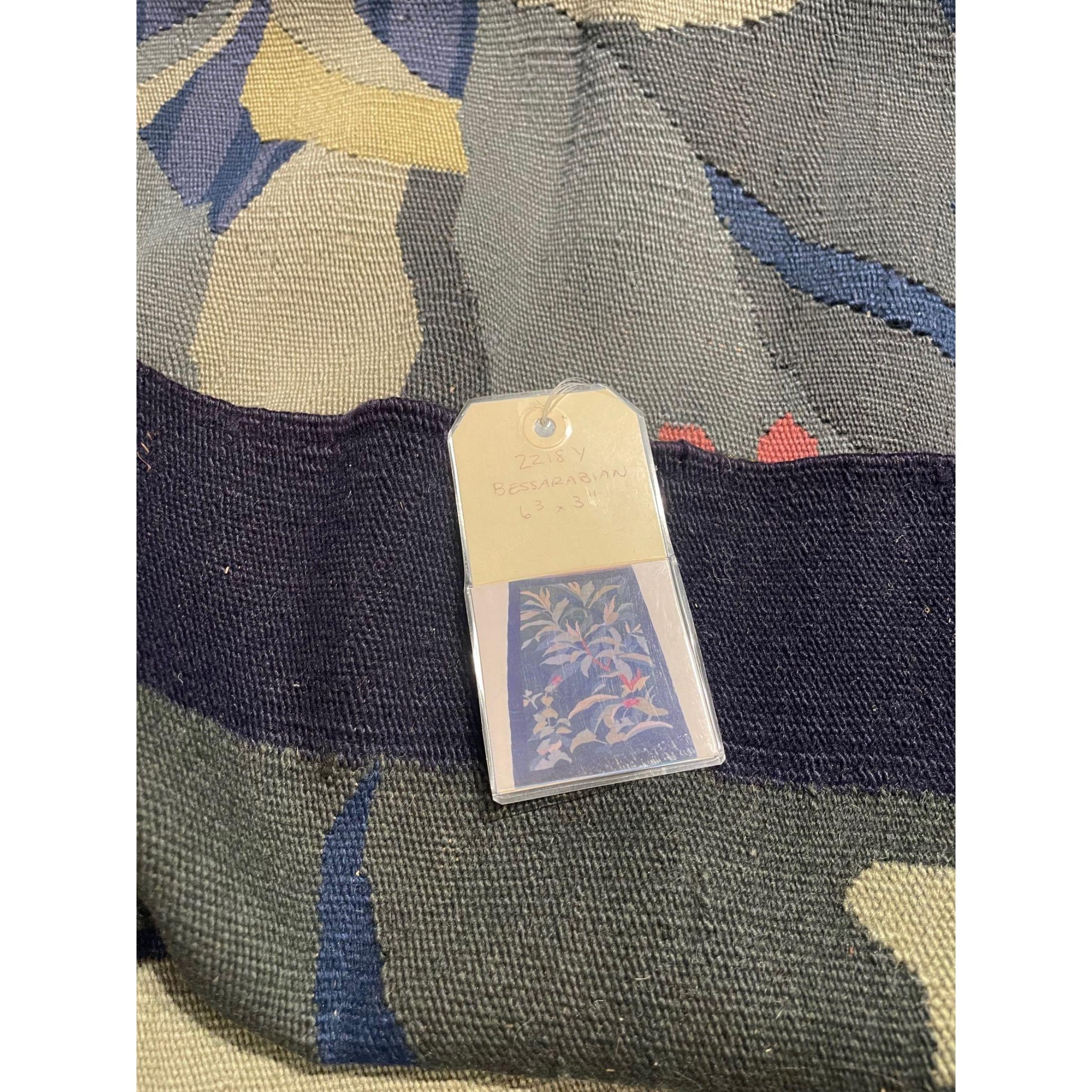 20th Century Antique Floral Swedish Rug In Good Condition For Sale In Los Angeles, US