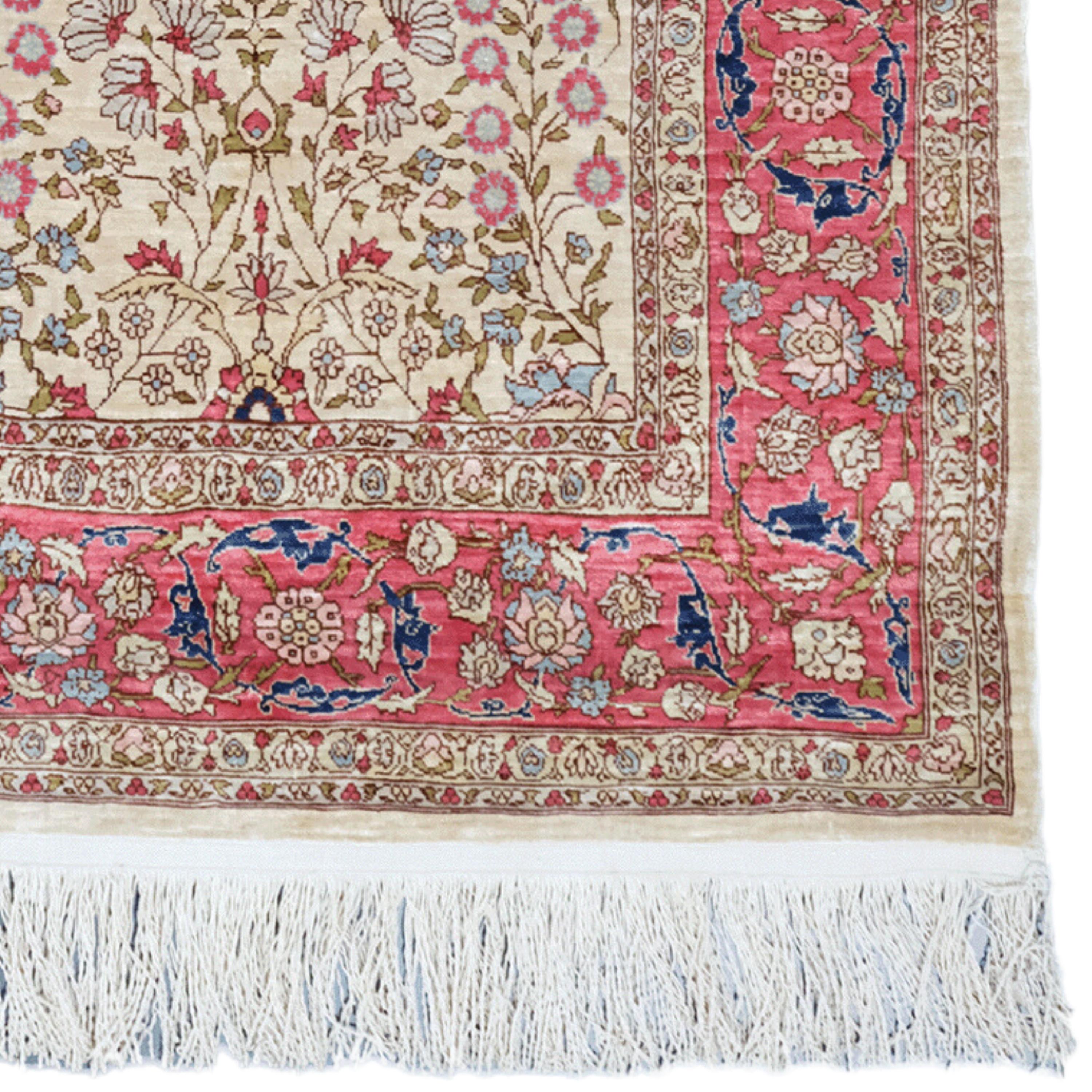 20th Century Antique Hereke Silk Rug - Antique Turkish Rug, Silk Rug For Sale 2