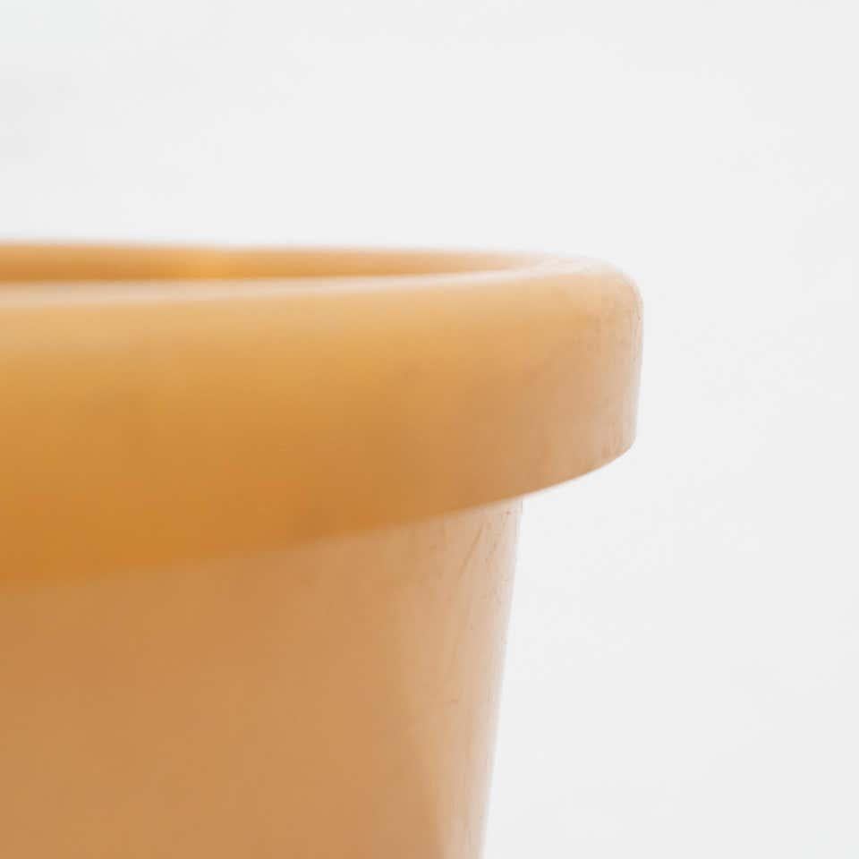 20th Century Antique Italian Plastic Paper Bin For Sale 5