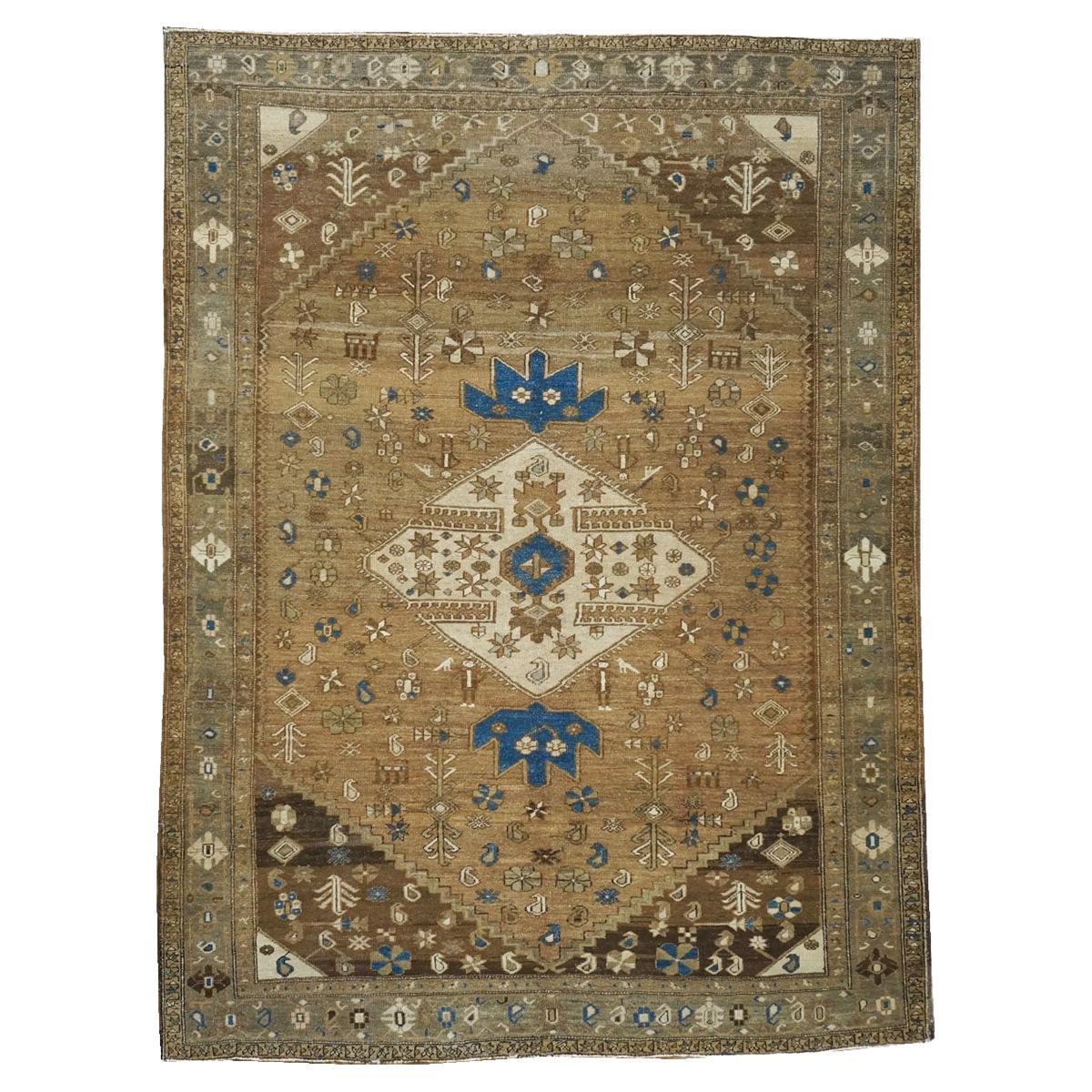 Tapis persan ancien du 20ème siècle Heriz marron fait à la main