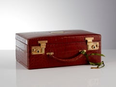 20th Century Antique Tan Leather Jewelry Box London Circa 1920